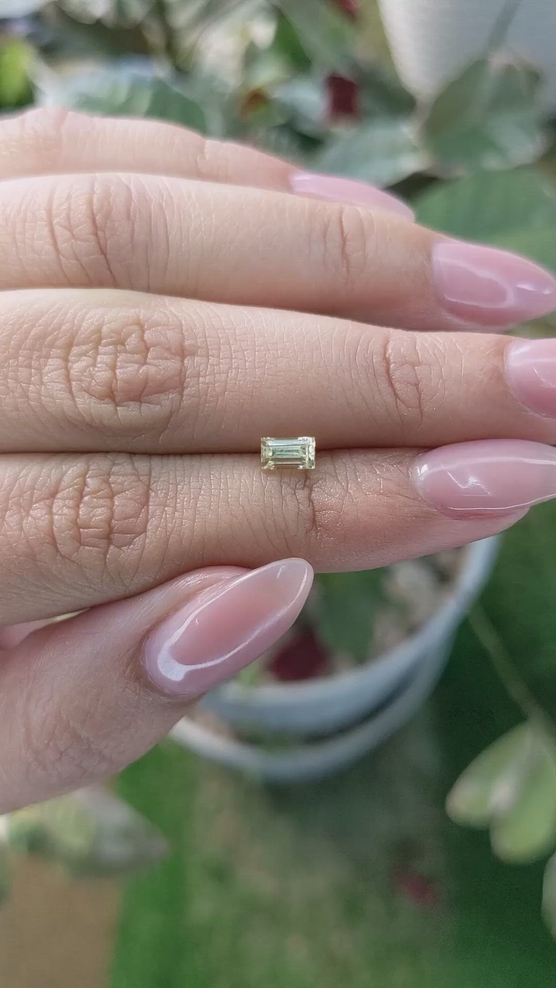 0.67 Ct. Yellow Sapphire from Ceylon (Sri Lanka) Size Video