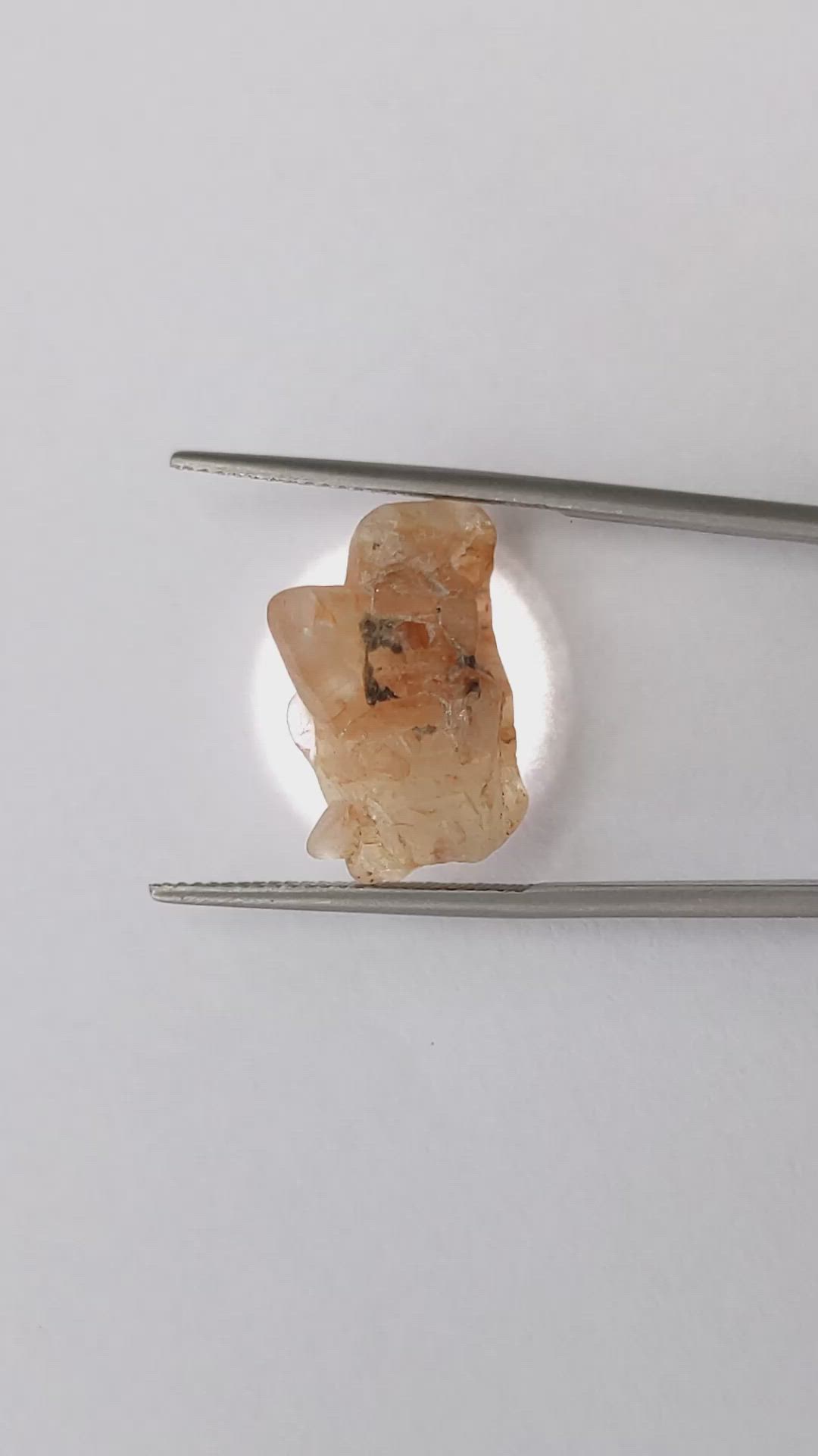 18.02 Ct. Yellowish Brown Rough Sapphire from Ceylon (Sri Lanka) Size Video