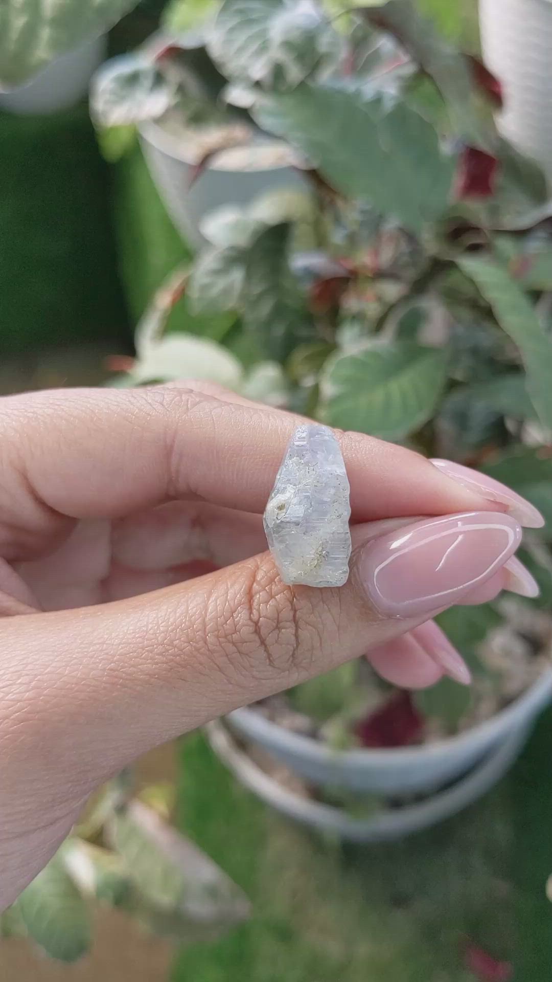 19.41 Ct. Blue Sapphire Crystal from Ceylon (Sri Lanka) Size Video