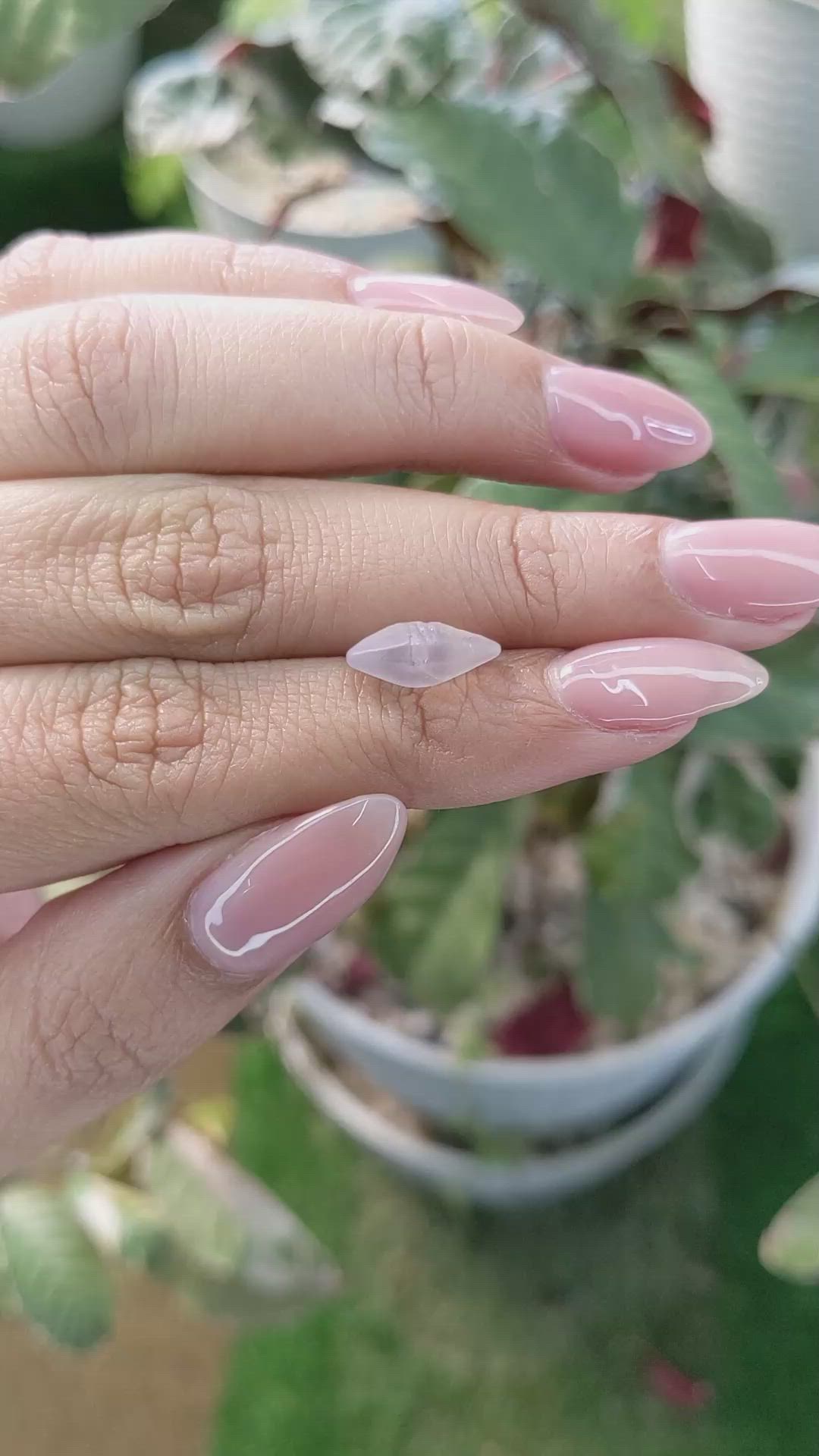 3.03 Ct. Purple Rough Sapphire from Ceylon (Sri Lanka) Size Video