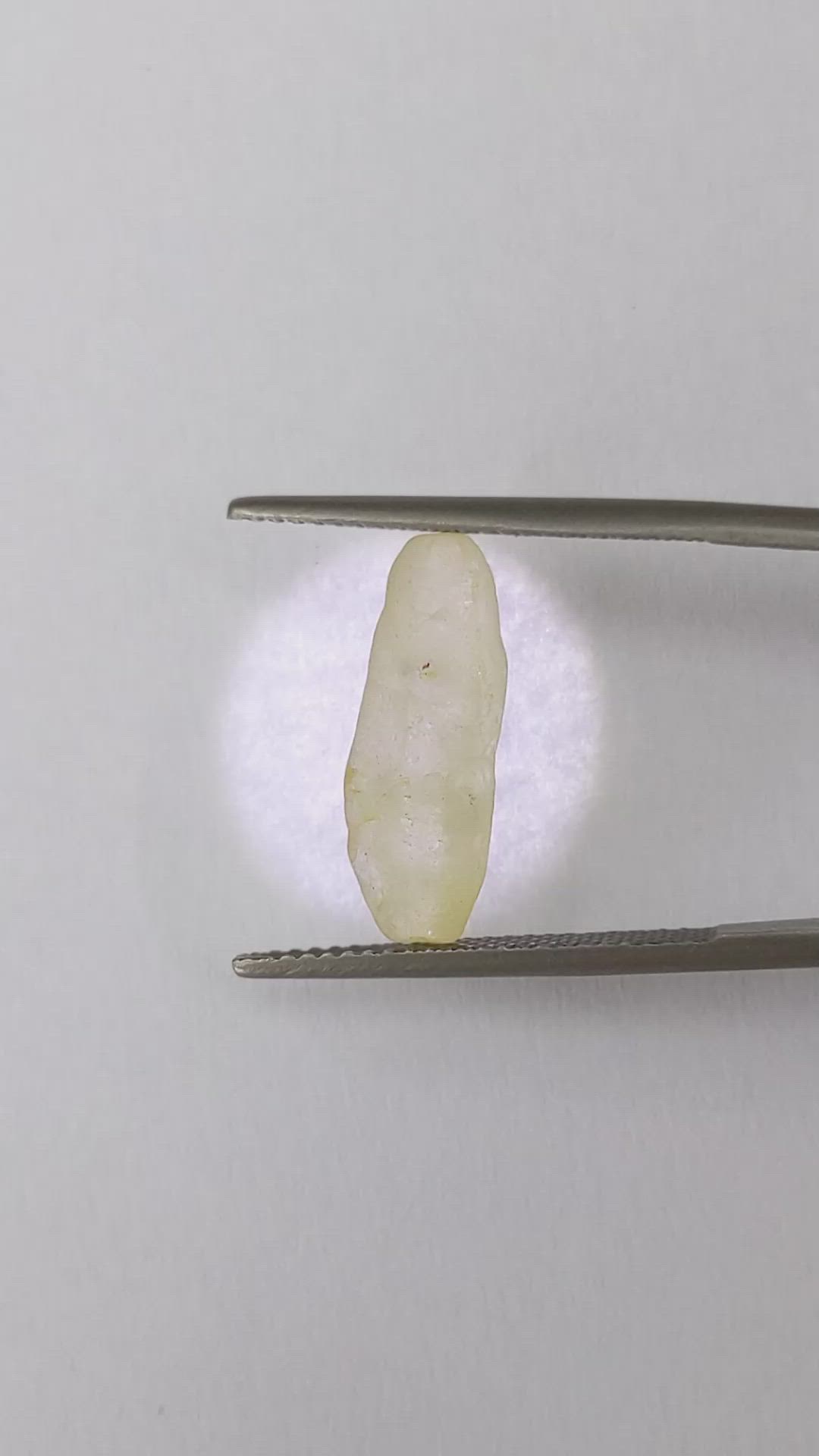 5.95 Ct. Yellow Sapphire Crystal from Ceylon (Sri Lanka) Size Video