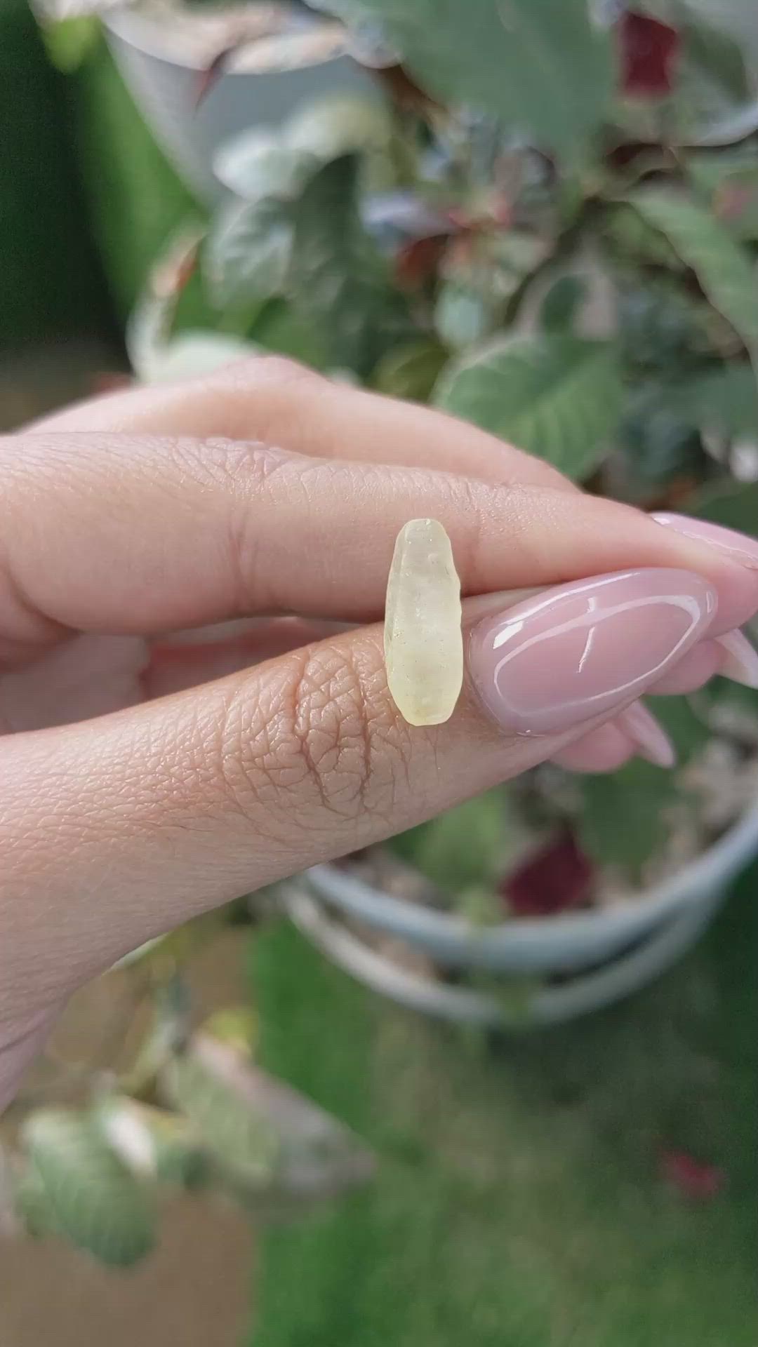 5.95 Ct. Yellow Sapphire Crystal from Ceylon (Sri Lanka) Size Video