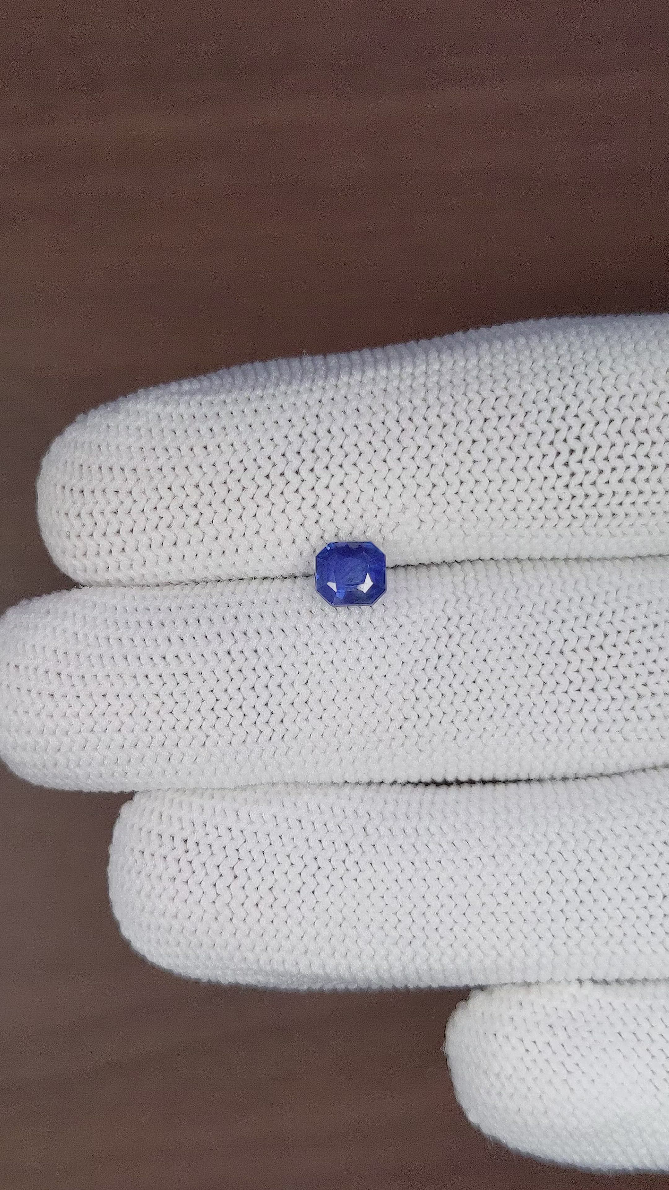 1.08 Ct. Blue Sapphire from Ceylon (Sri Lanka) Size Video