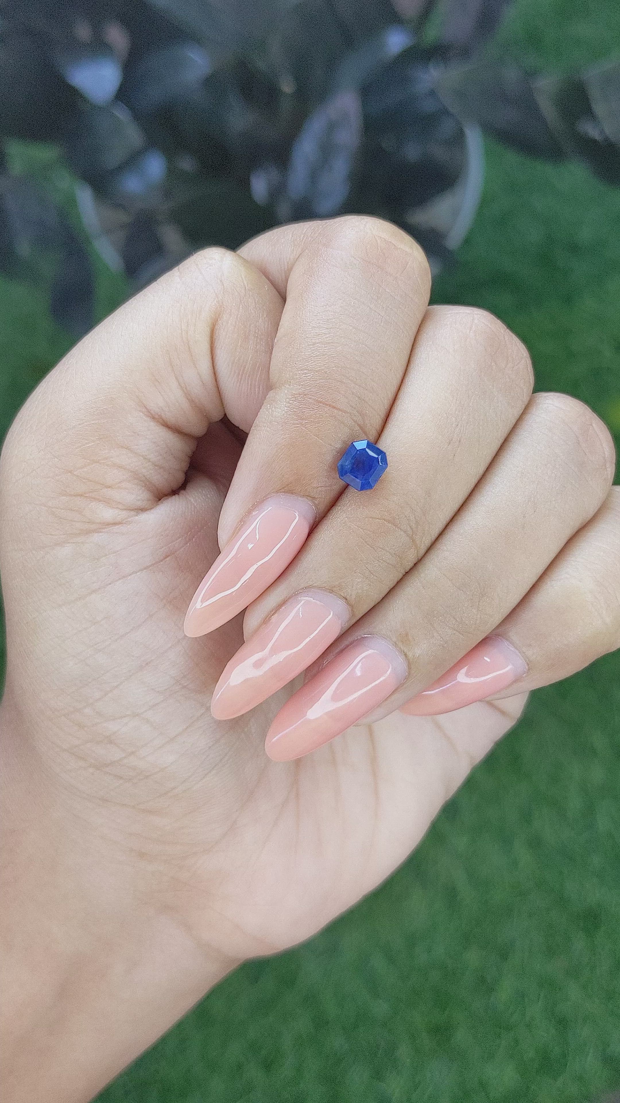 1.08 Ct. Blue Sapphire from Ceylon (Sri Lanka) Size Video
