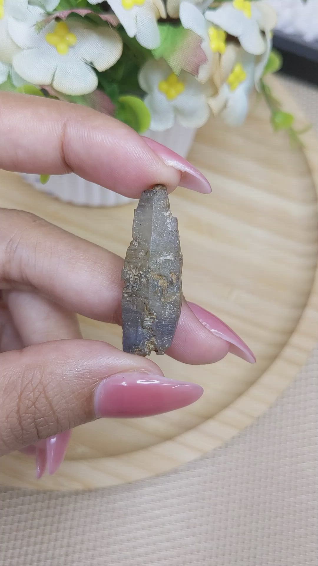 31.39 Ct. Blue Rough Sapphire Crystal from Ceylon (Sri Lanka) Size Video