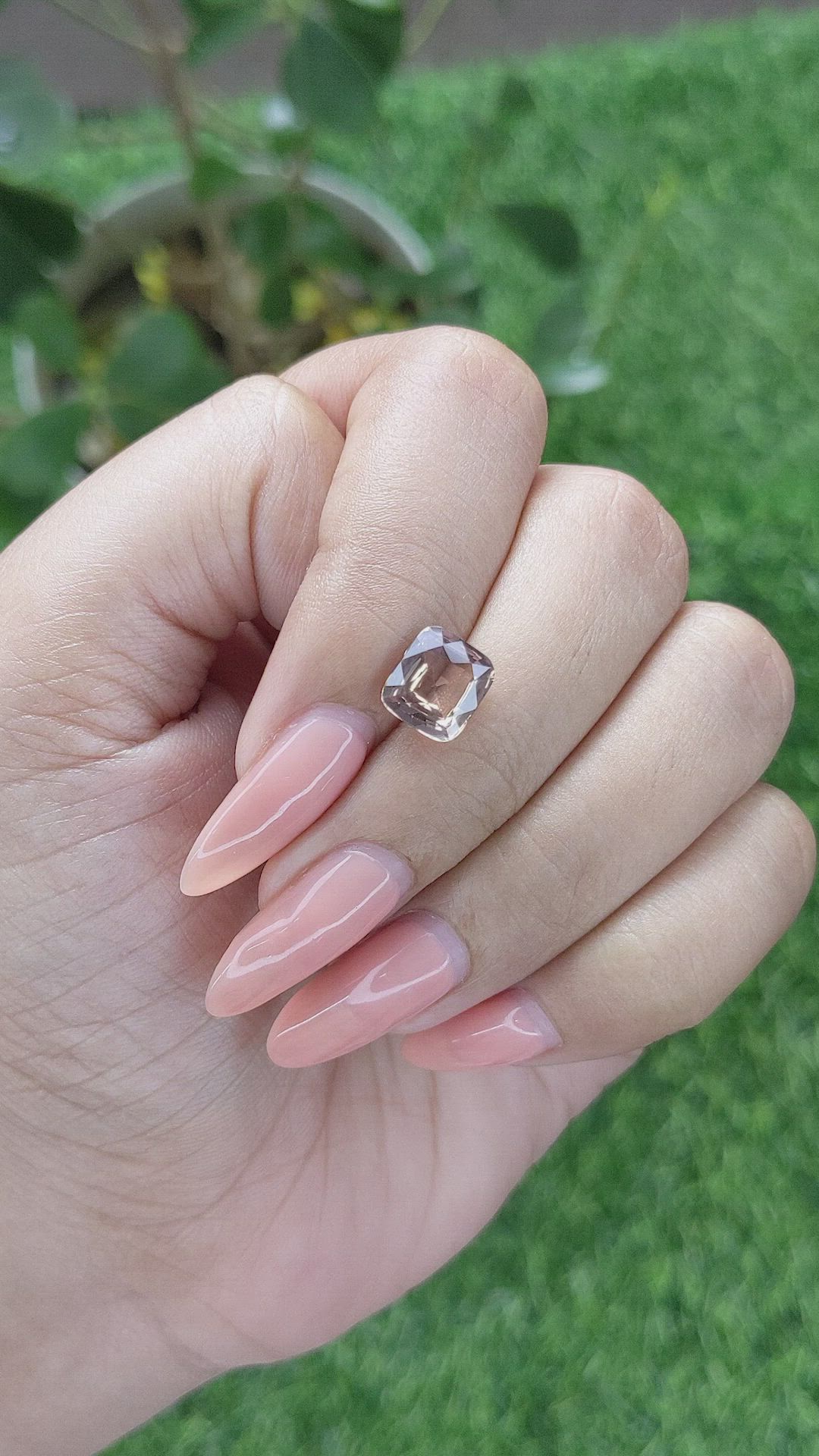 2.60 Ct. Pinkish Brown Sapphire from Ceylon (Sri Lanka) Size Video