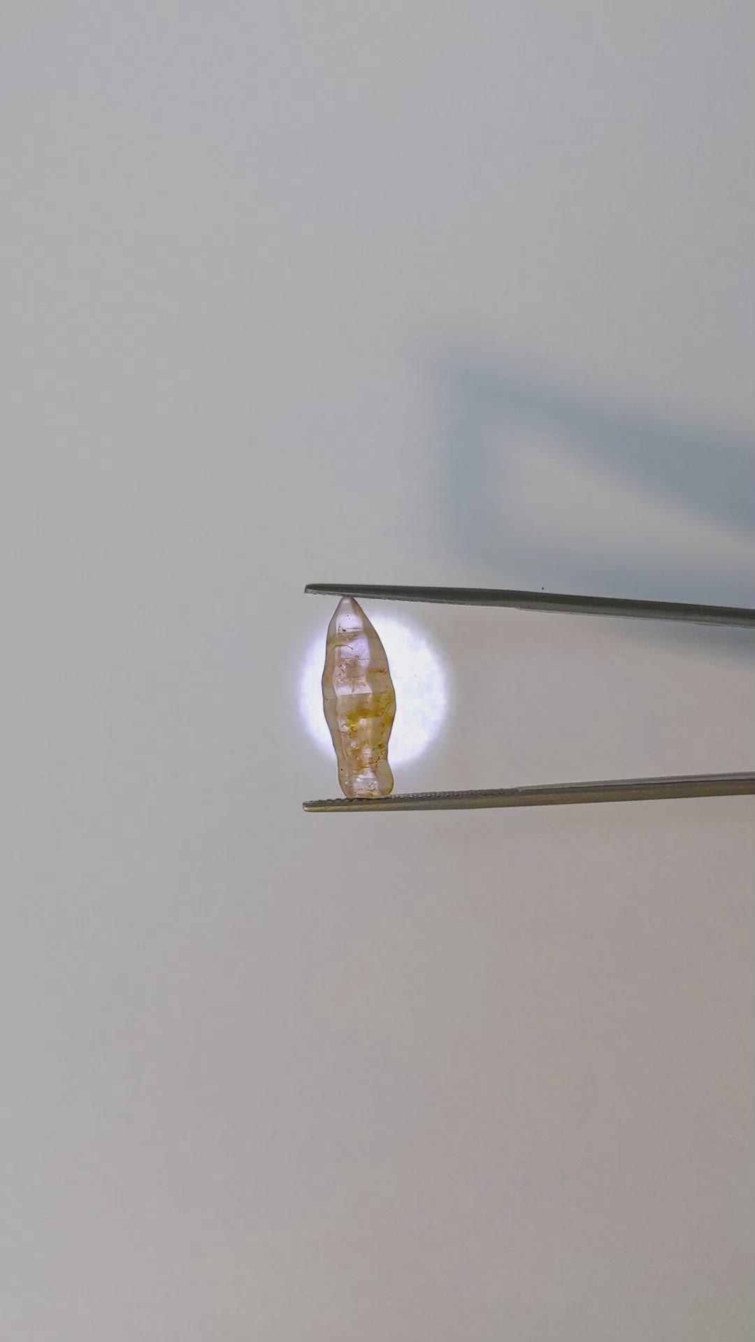6.58 Ct. Yellowish Brown Rough Sapphire from Ceylon (Sri Lanka) Size Video