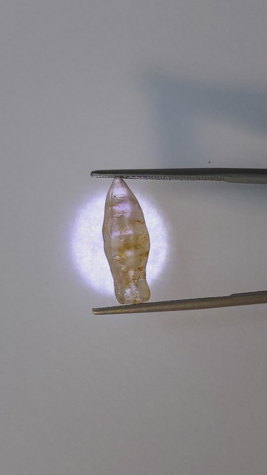 6.58 Ct. Yellowish Brown Rough Sapphire from Ceylon (Sri Lanka) Size Video