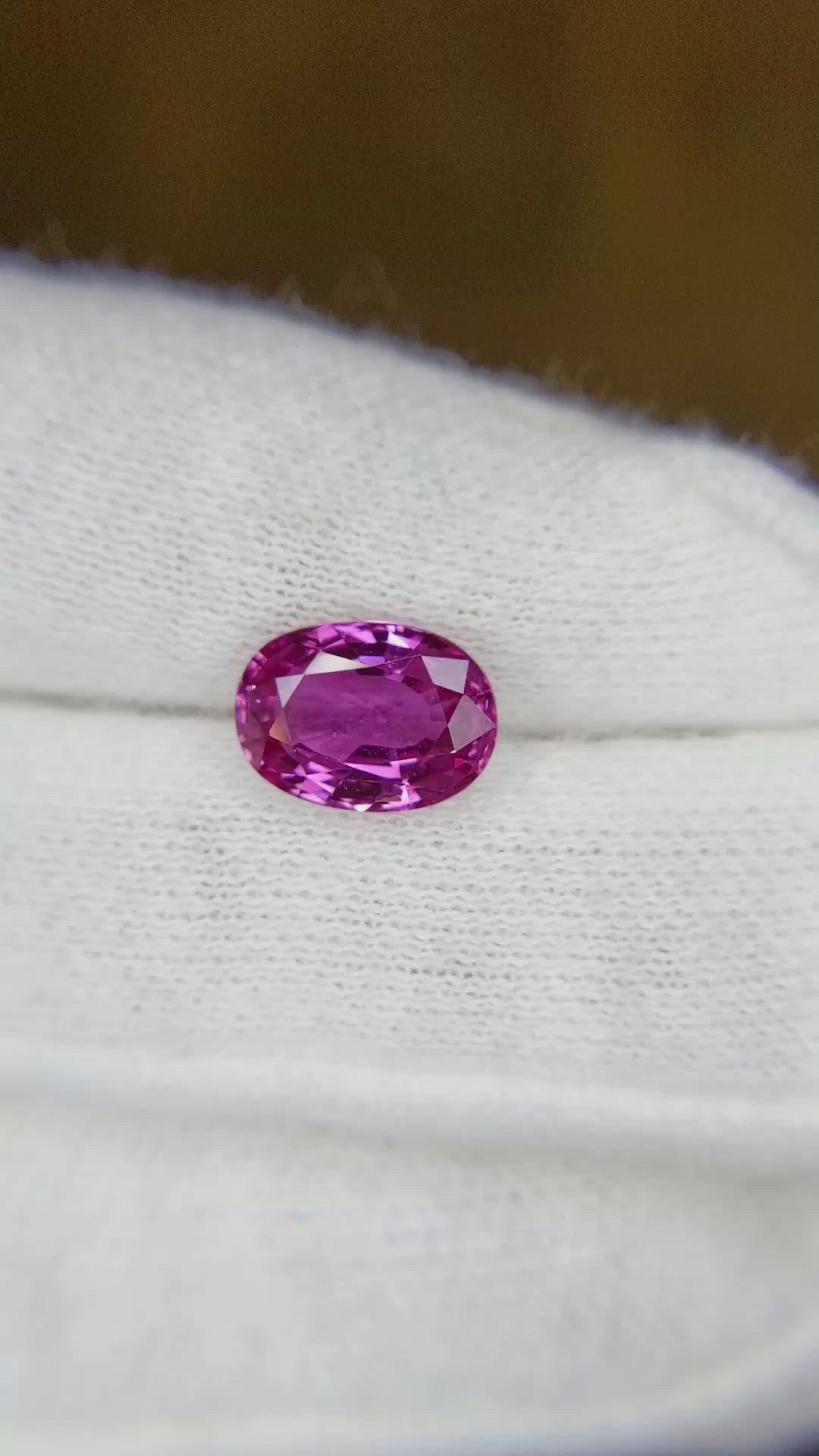 2.76 Ct. Pink Sapphire from Ceylon (Sri Lanka) Size Video