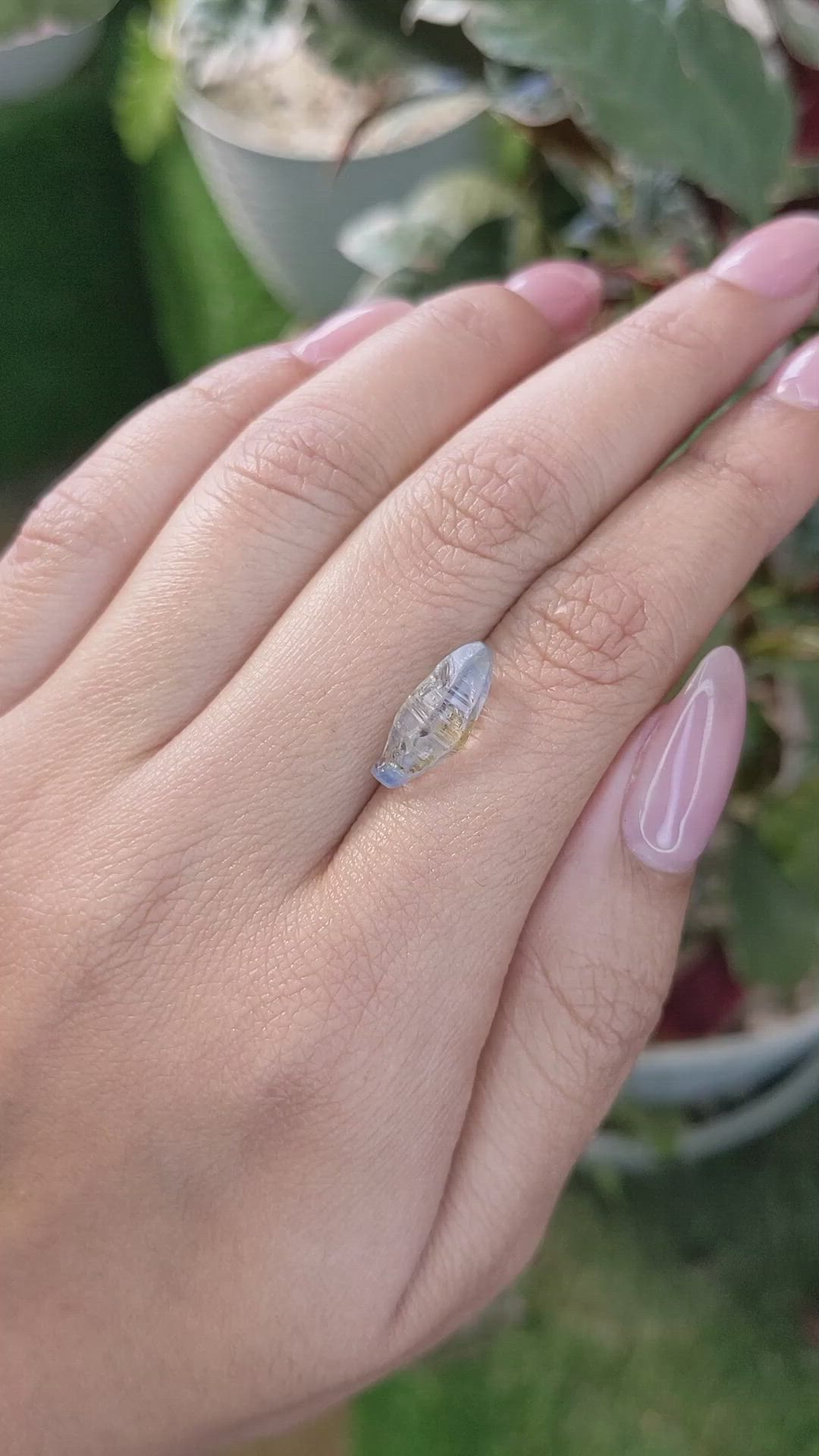 5.14 Ct. Blue Rough Sapphire from Ceylon (Sri Lanka) Size Video