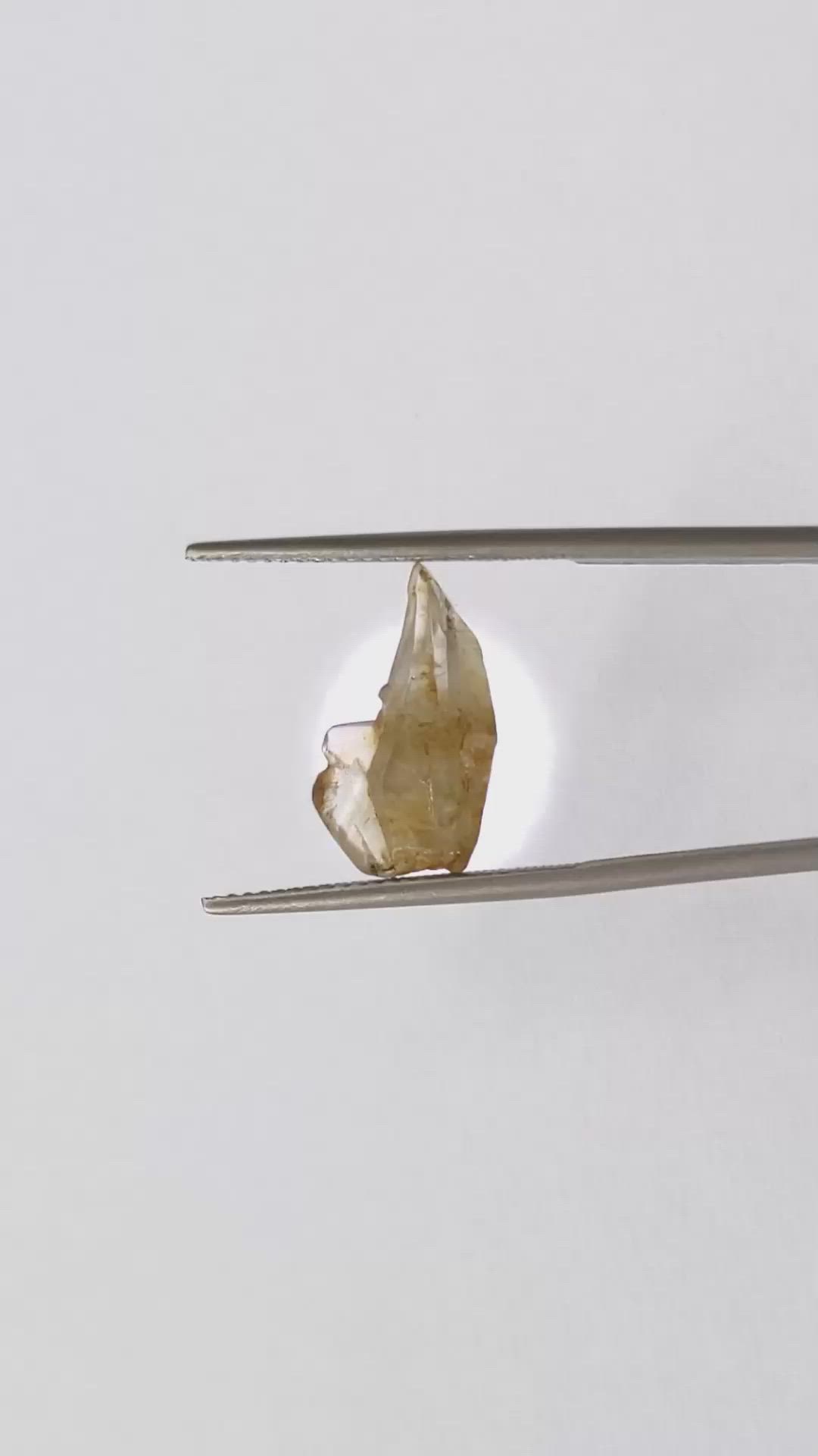 5.09 Ct. Yellowish Brown Sapphire Crystal from Ceylon (Sri Lanka) Size Video