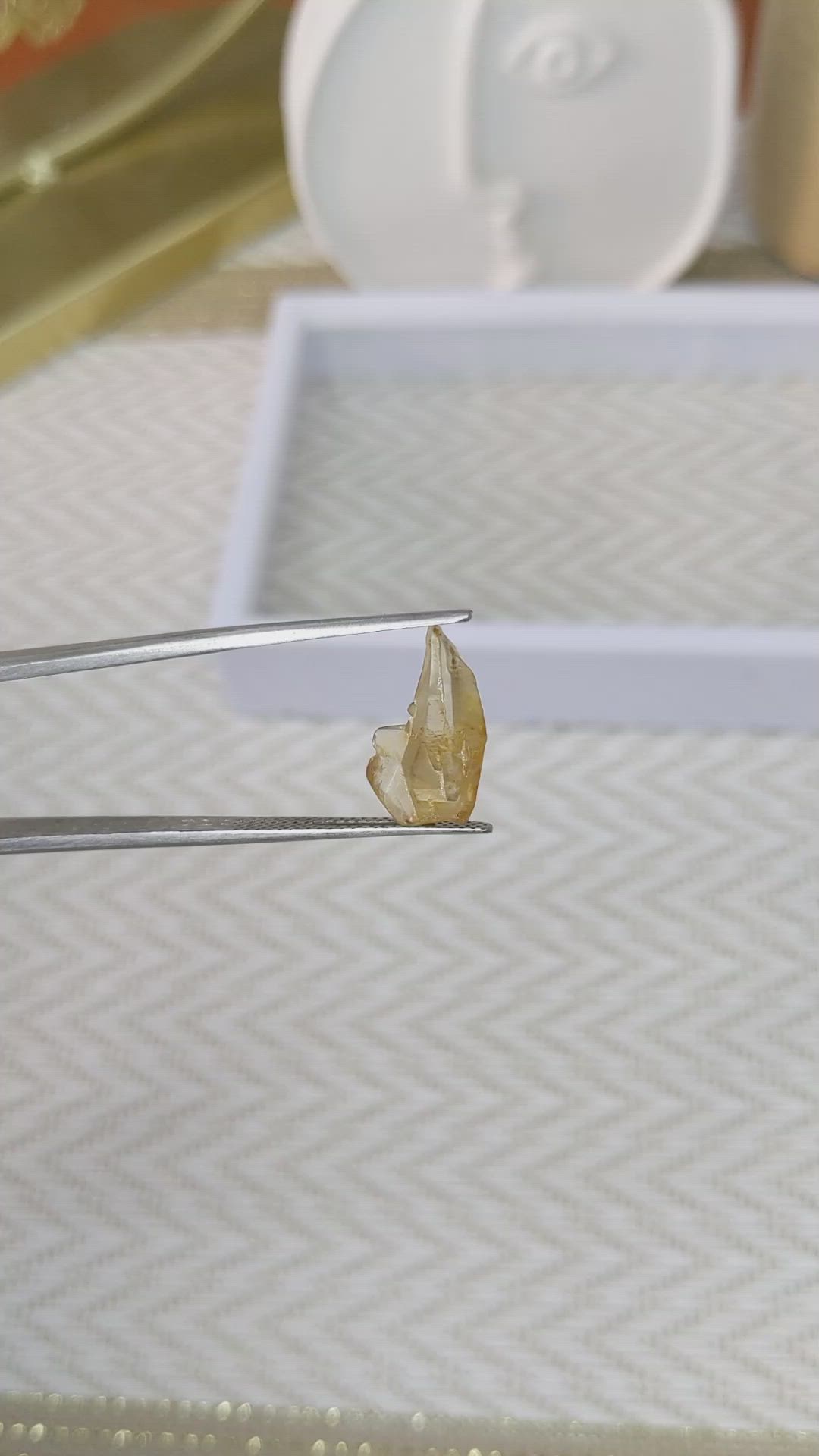 5.09 Ct. Yellowish Brown Sapphire Crystal from Ceylon (Sri Lanka) Size Video