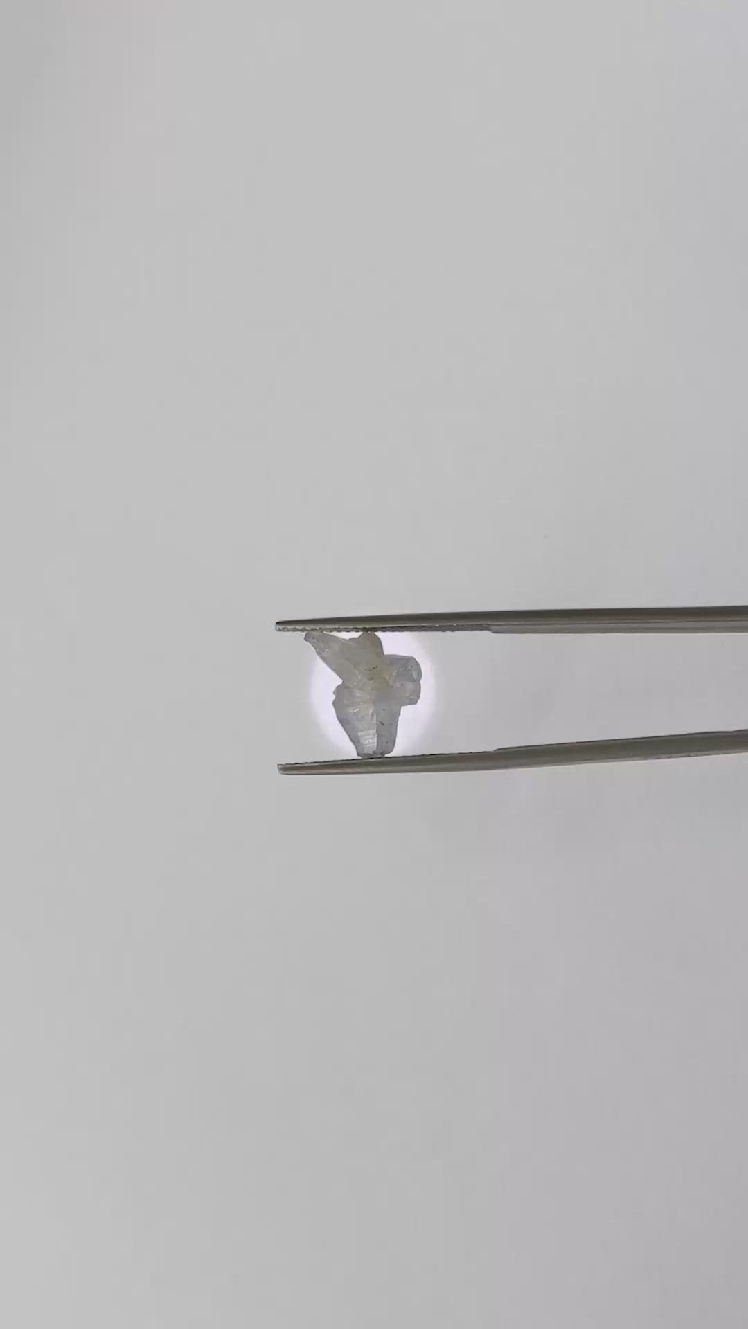 4.09 Ct. Blue Rough Sapphire Crystal from Ceylon (Sri Lanka) Size Video