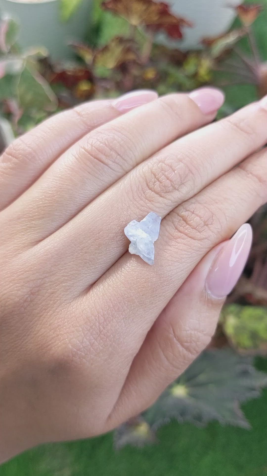 4.09 Ct. Blue Rough Sapphire Crystal from Ceylon (Sri Lanka) Size Video