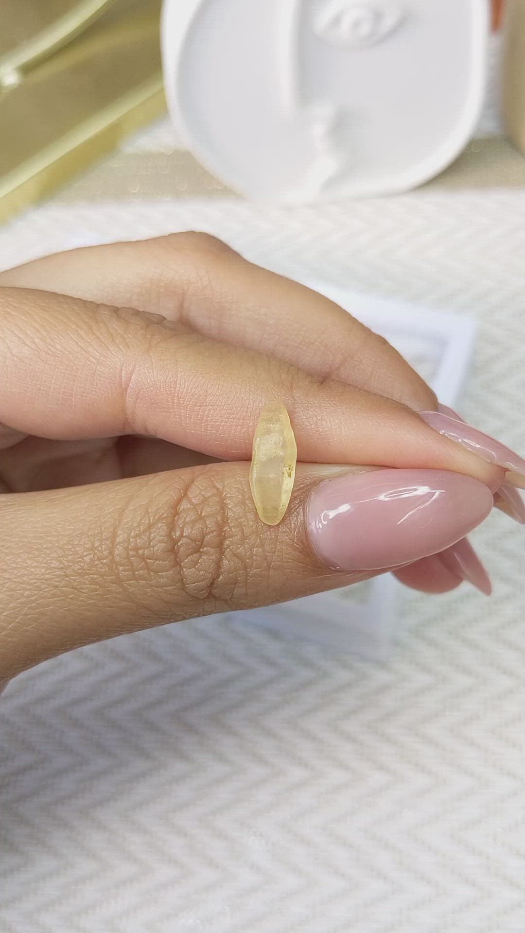 2.14 Ct. Yellow Sapphire Crystal from Ceylon (Sri Lanka) Size Video