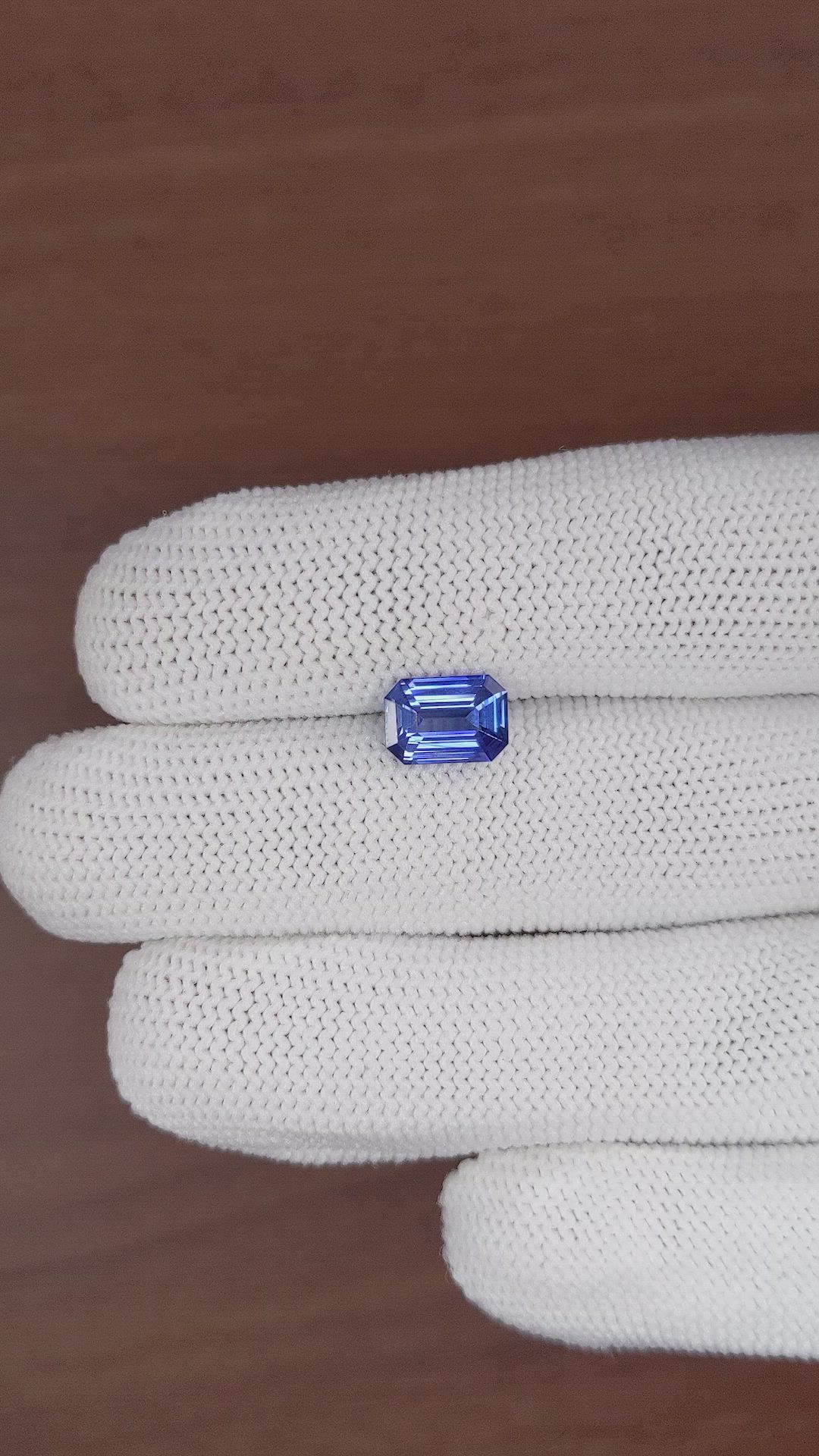 2.13 Ct. Blue Sapphire from Ceylon (Sri Lanka) Size Video