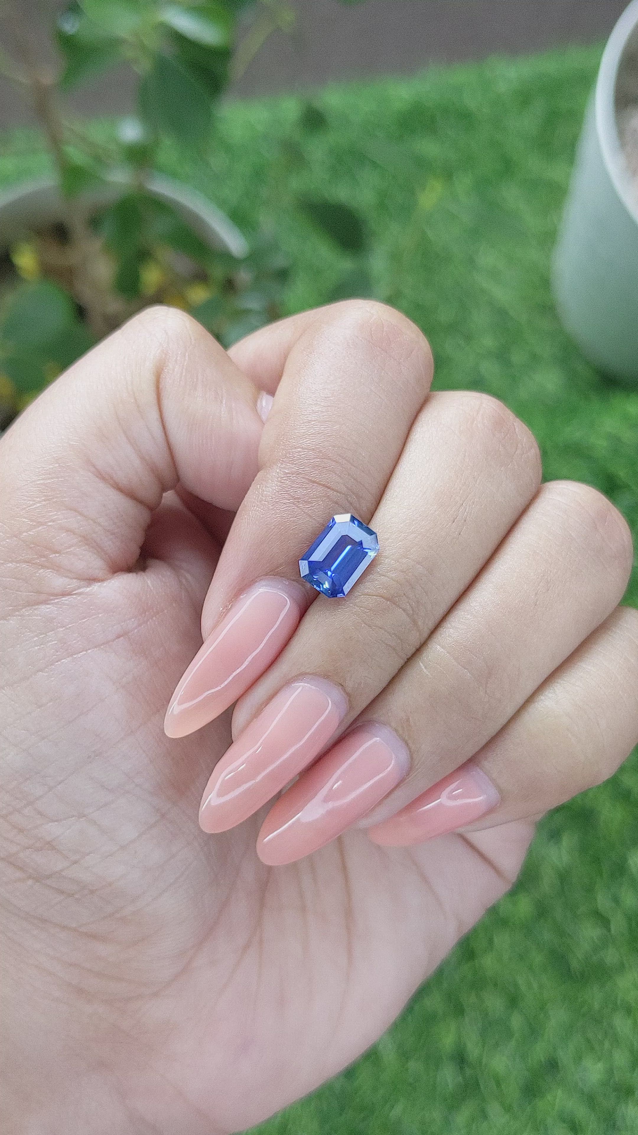 2.13 Ct. Blue Sapphire from Ceylon (Sri Lanka) Size Video