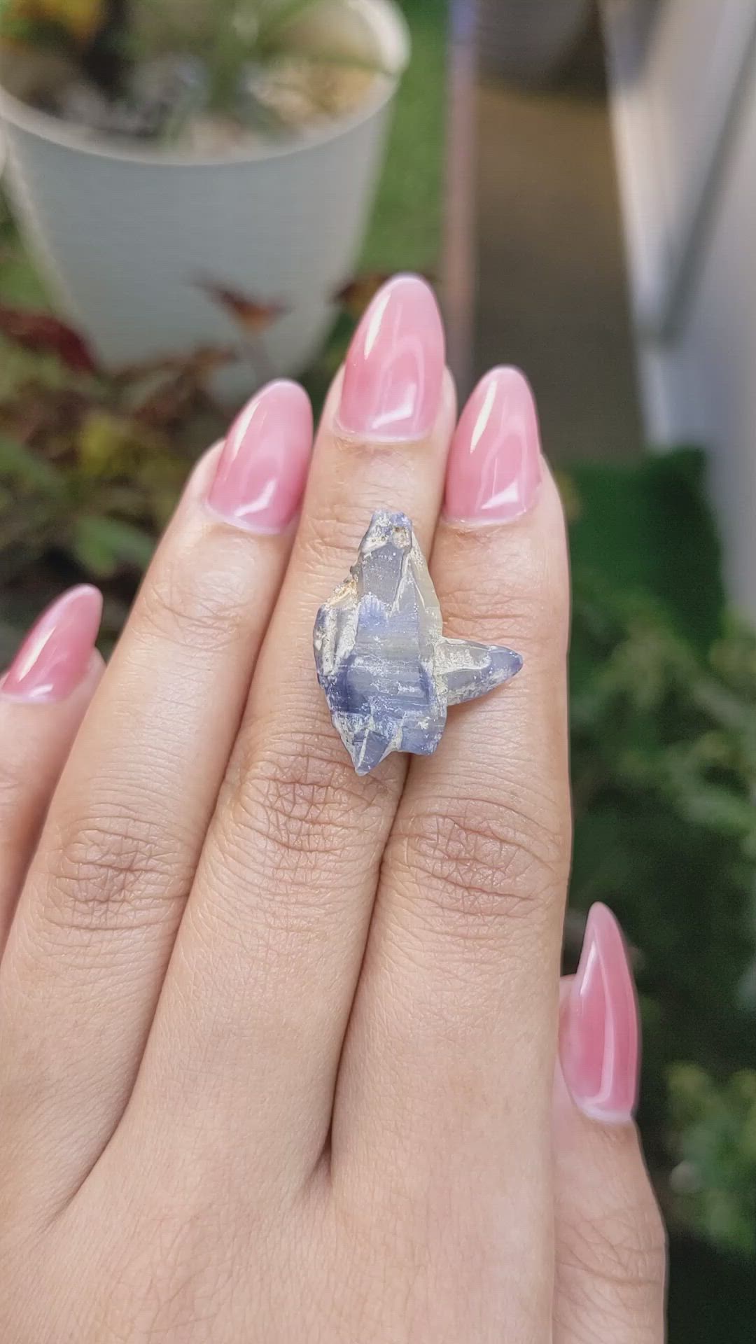 24.75 Ct. Blue Sapphire Crystal from Ceylon (Sri Lanka) Size Video