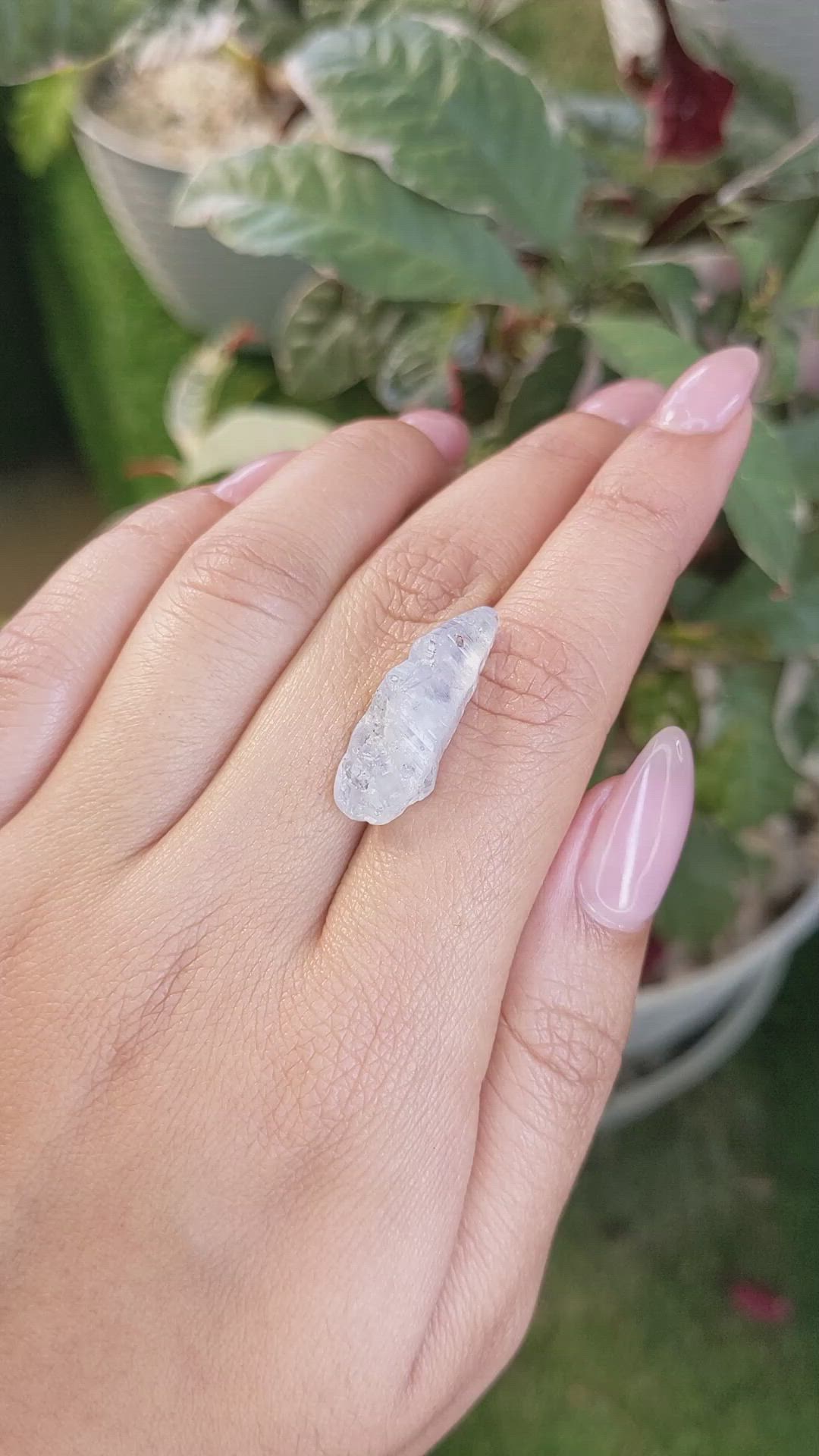 15.33 Ct. Blue Sapphire Crystal from Ceylon (Sri Lanka) Size Video