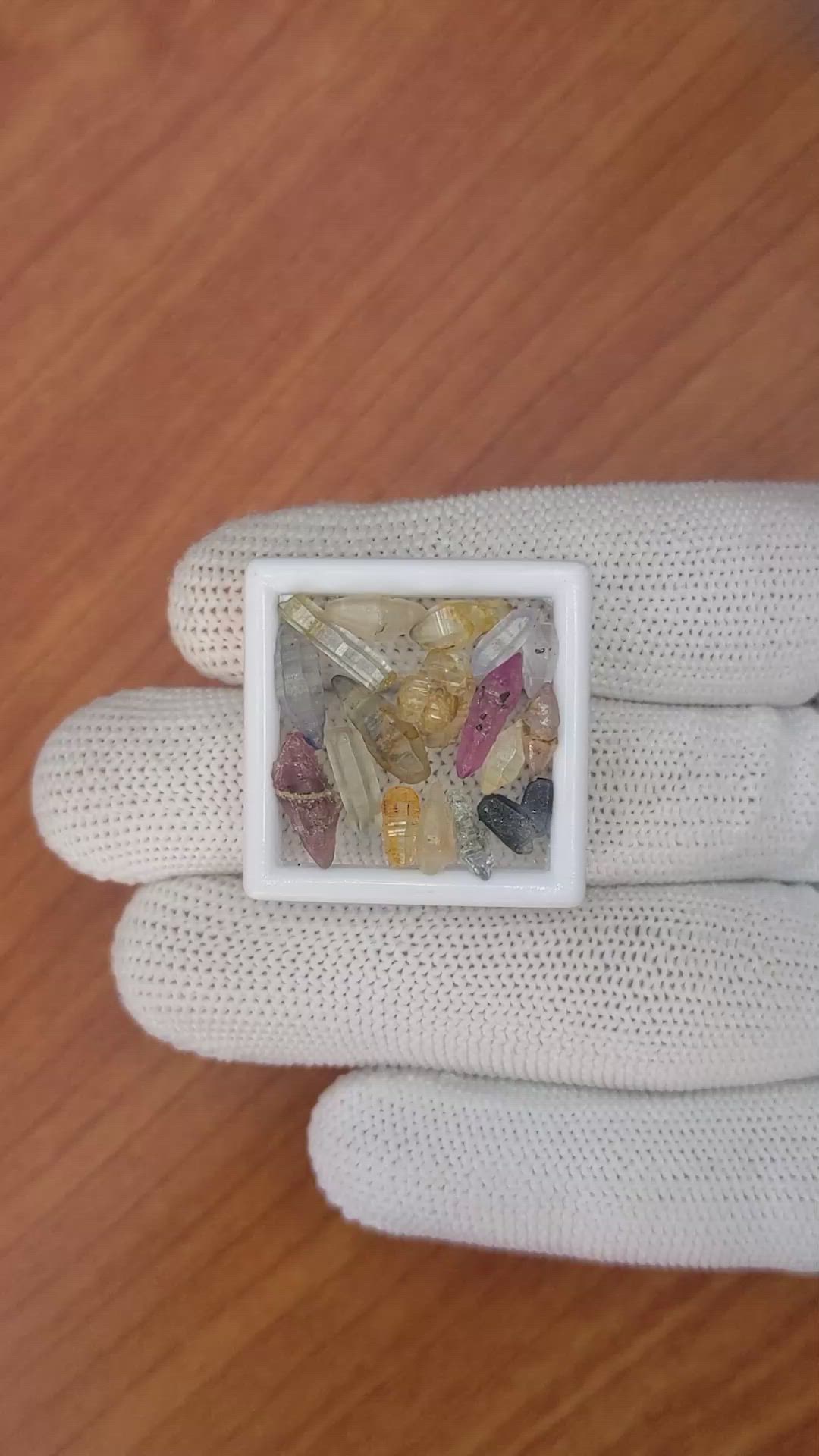 13.56 Ct. Multi Color Sapphire Crystal from Ceylon (Sri Lanka) Size Video