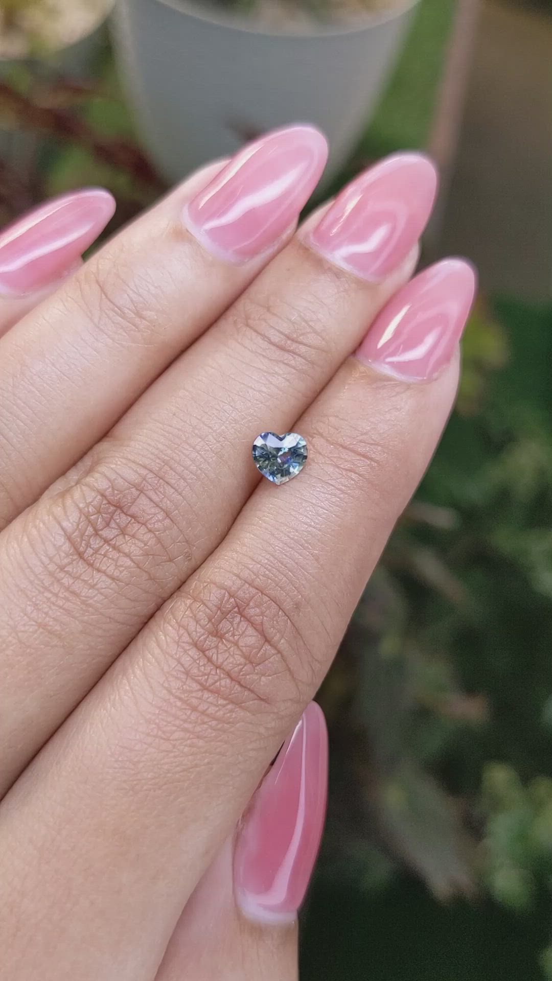 0.74 Ct. Bi Color Sapphire from Ceylon (Sri Lanka) Size Video