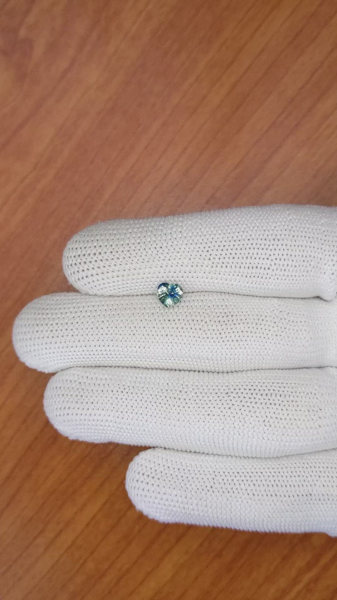 0.74 Ct. Bi Color Sapphire from Ceylon (Sri Lanka) Size Video