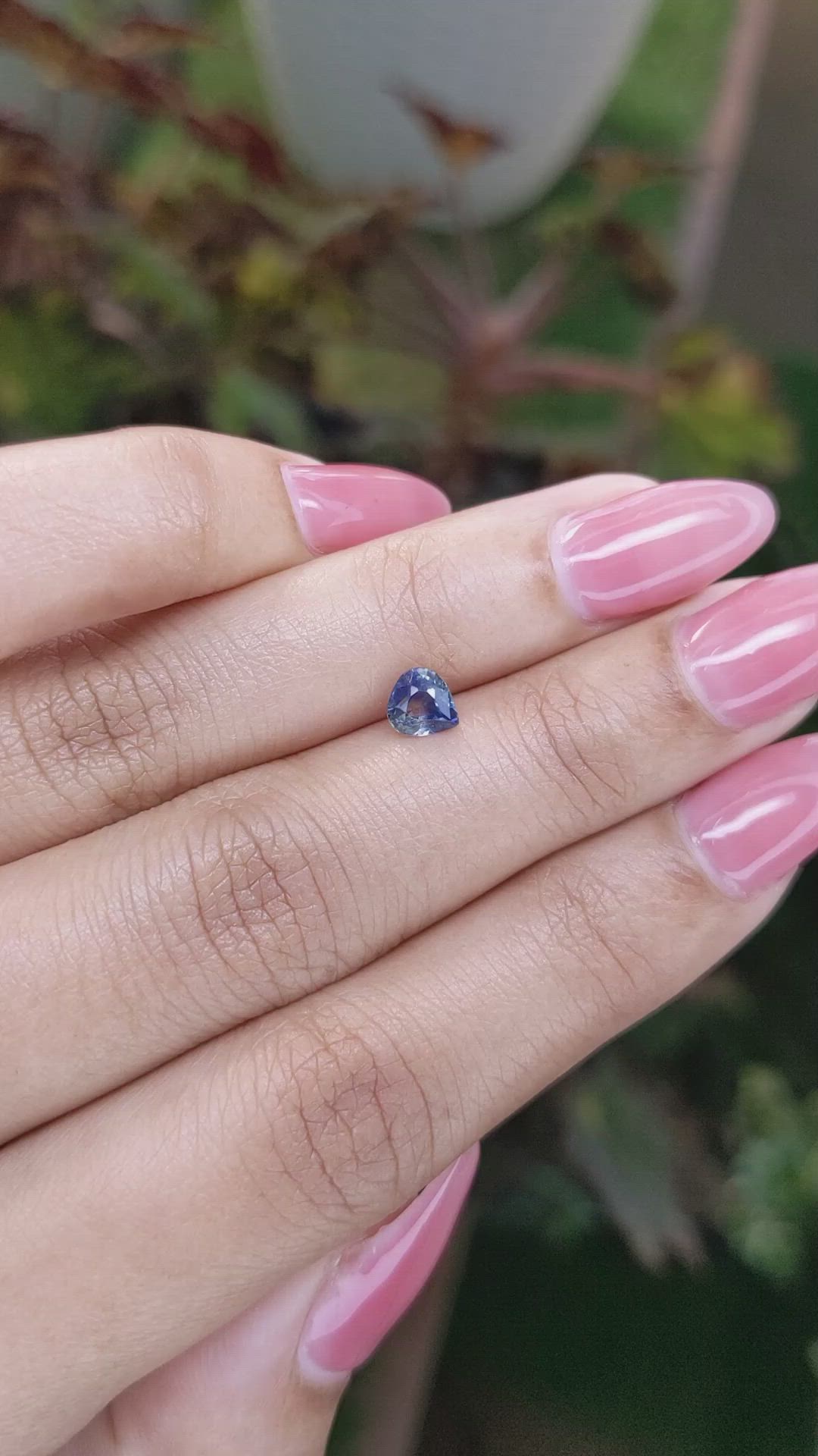 0.77 Ct. Bi Color Sapphire from Ceylon (Sri Lanka) Size Video