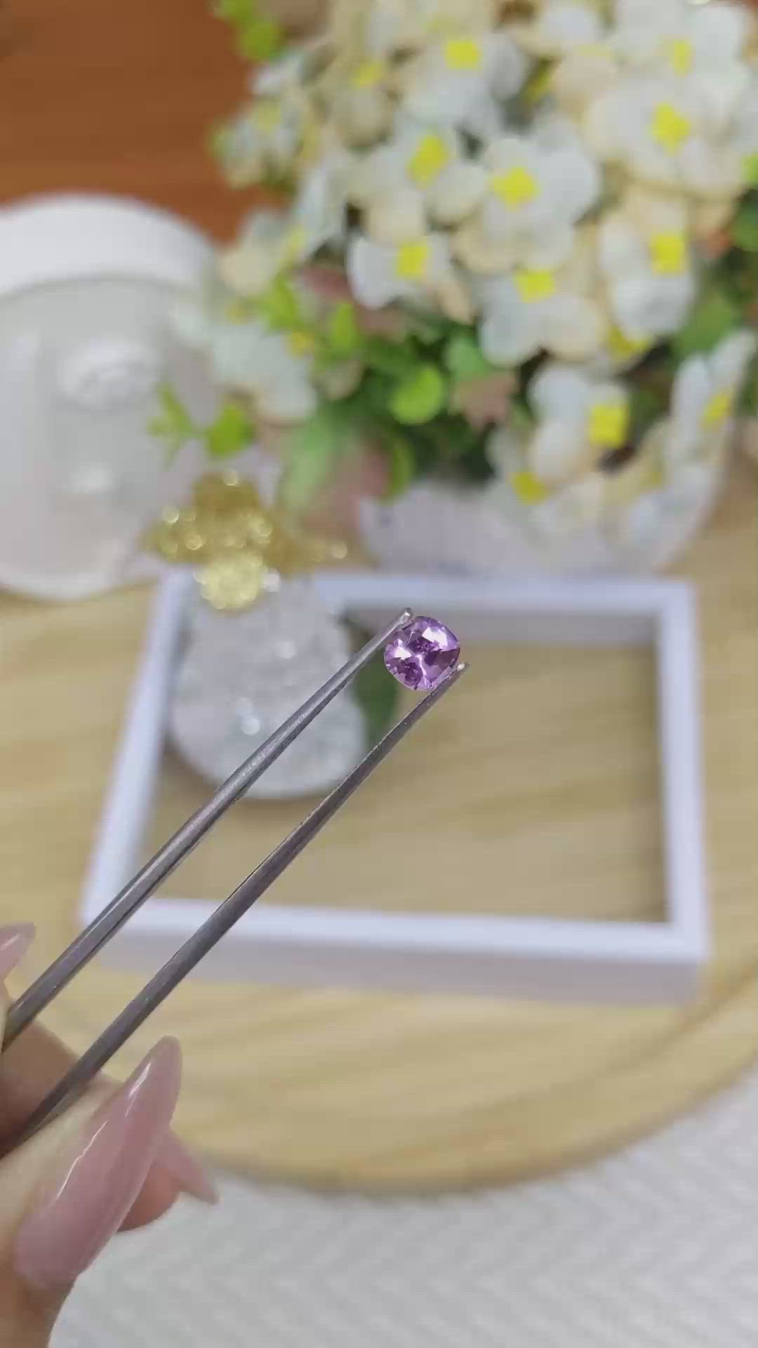 0.69 Ct. Pinkish Purple Sapphire from Ceylon (Sri Lanka) Size Video