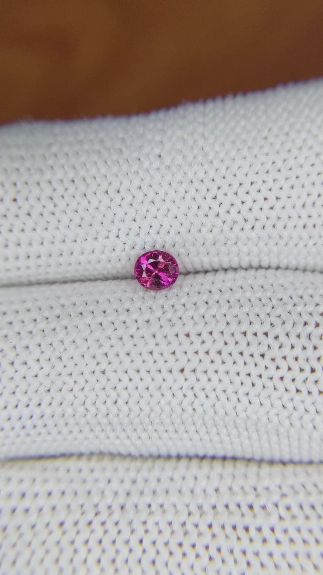 0.33 Ct. Reddish Pink Sapphire from Ceylon (Sri Lanka) Size Video