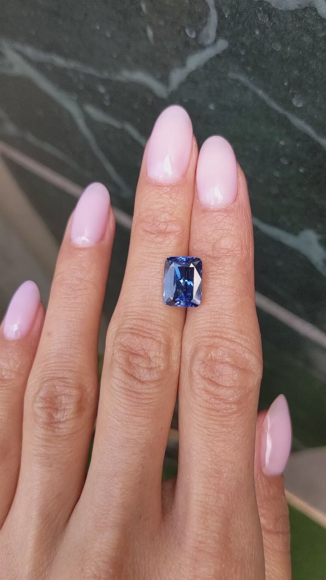 6.53 Ct. Blue Sapphire from Ceylon (Sri Lanka) Size Video