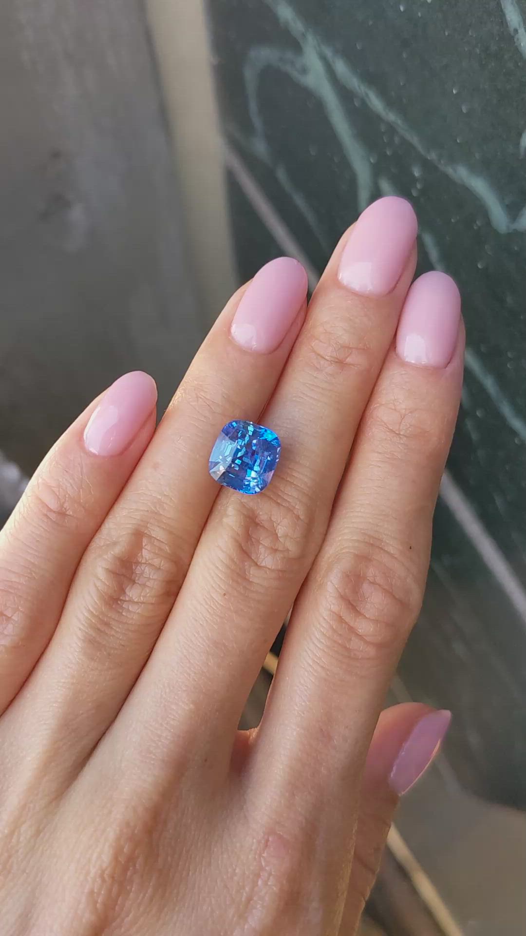 6.06 Ct. Blue Sapphire from Ceylon (Sri Lanka) Size Video