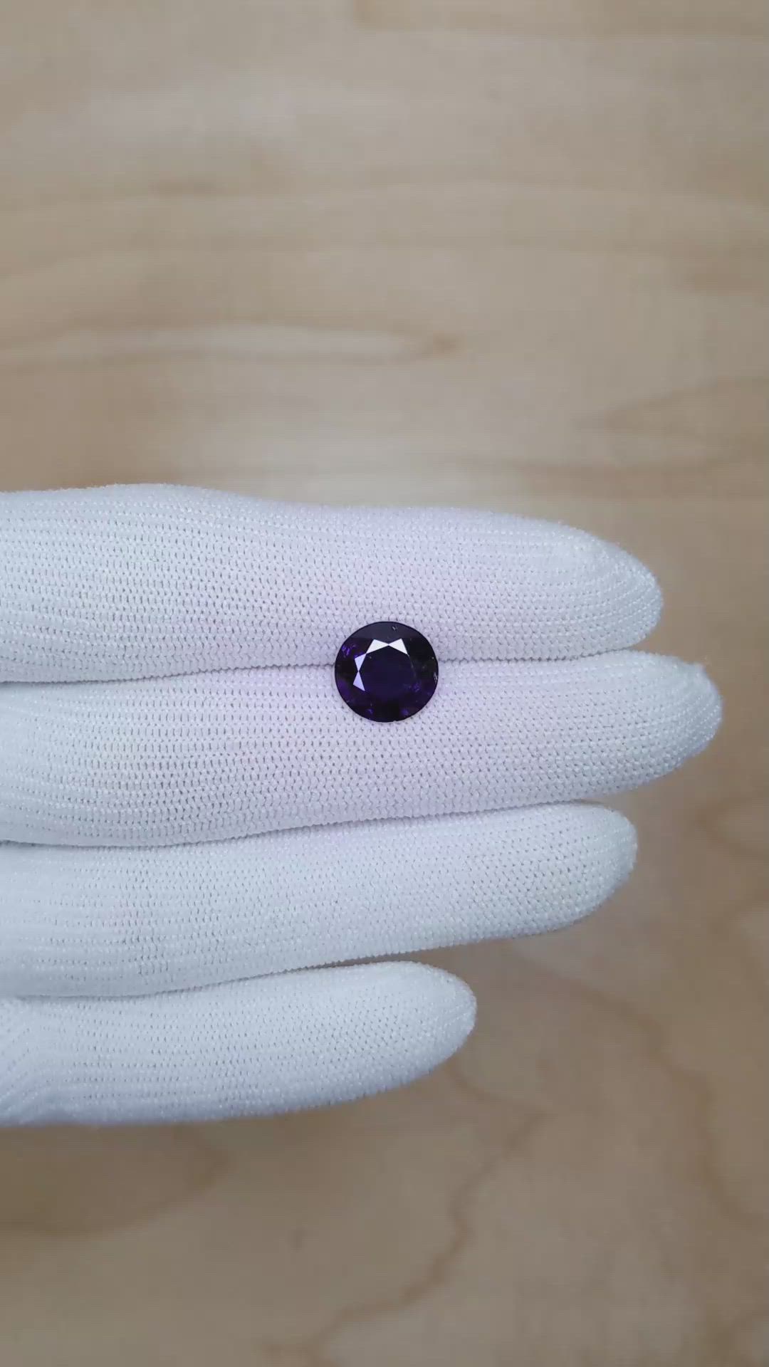 3.21 Ct. Blue Sapphire from Burma (Myanmar) Size Video