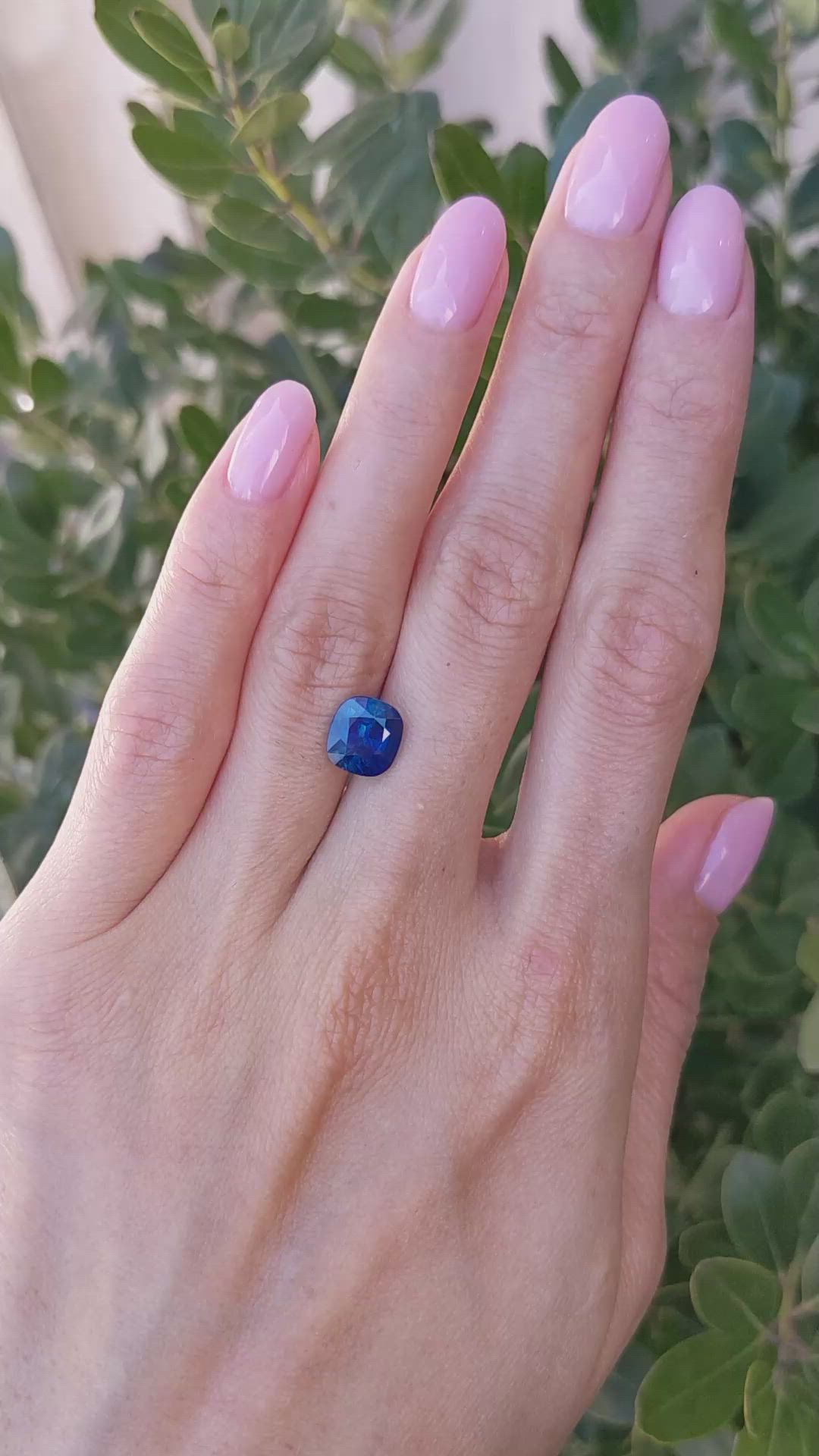 3.54 Ct. Blue Sapphire from Ceylon (Sri Lanka) Size Video