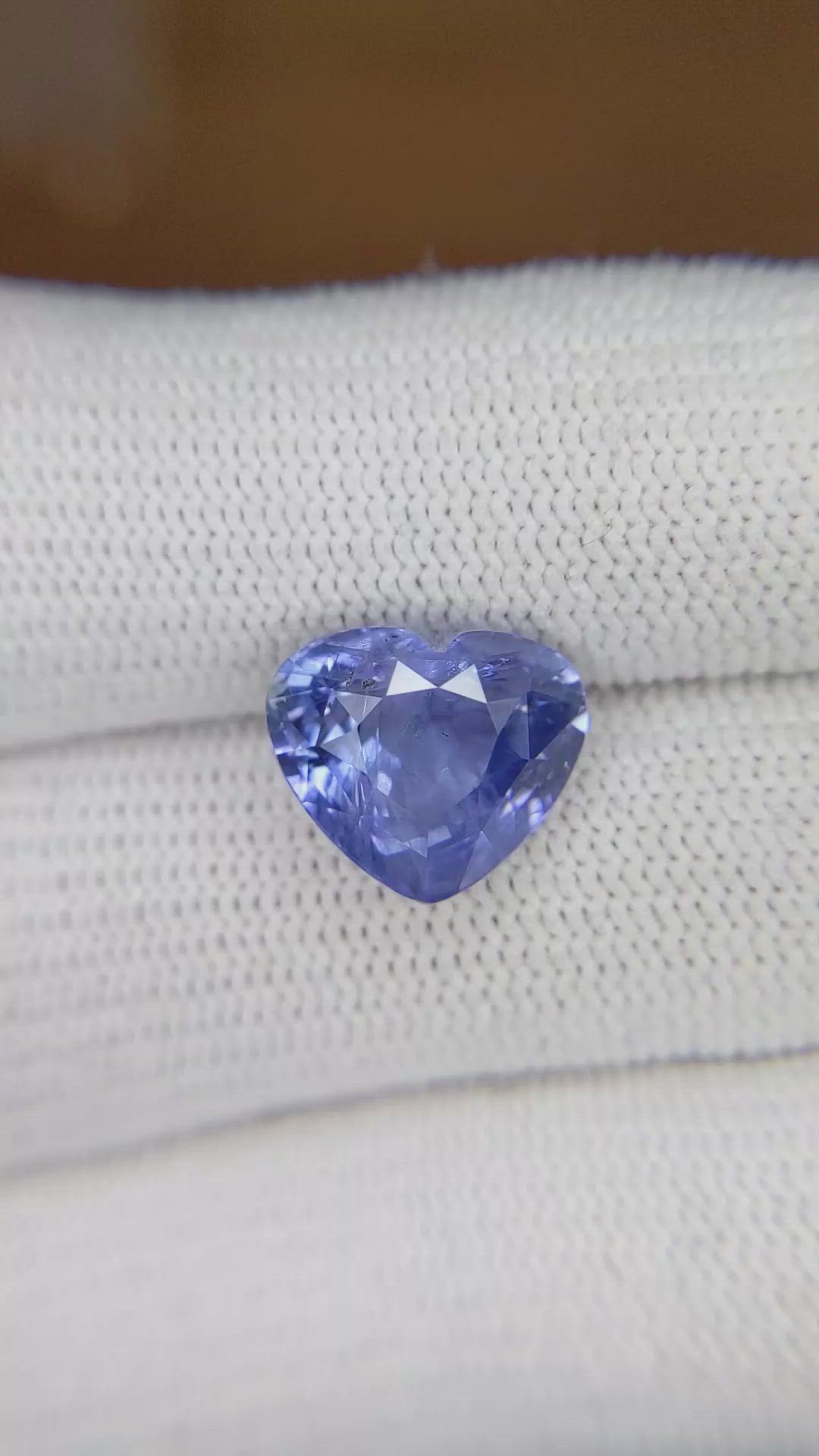 7.01 Ct. Blue Sapphire from Ceylon (Sri Lanka) Size Video