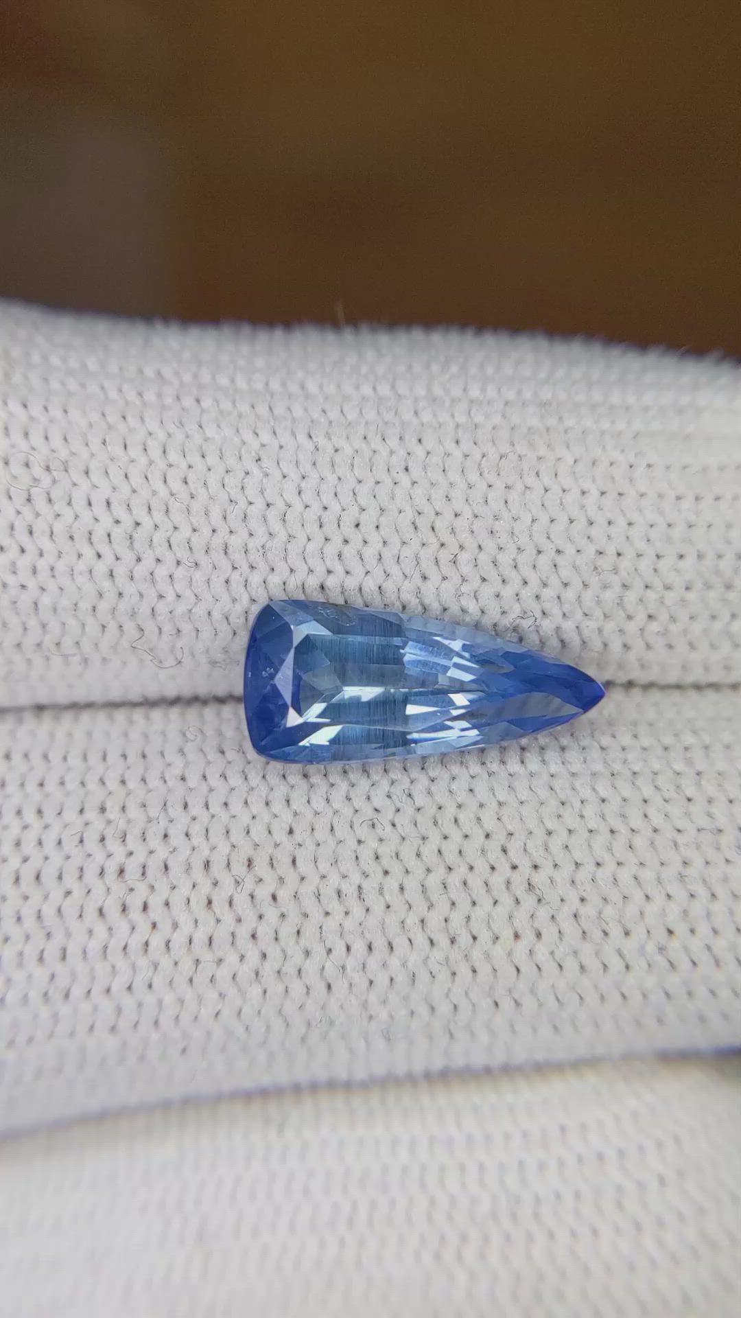 3.46 Ct. Blue Sapphire from Ceylon (Sri Lanka) Size Video