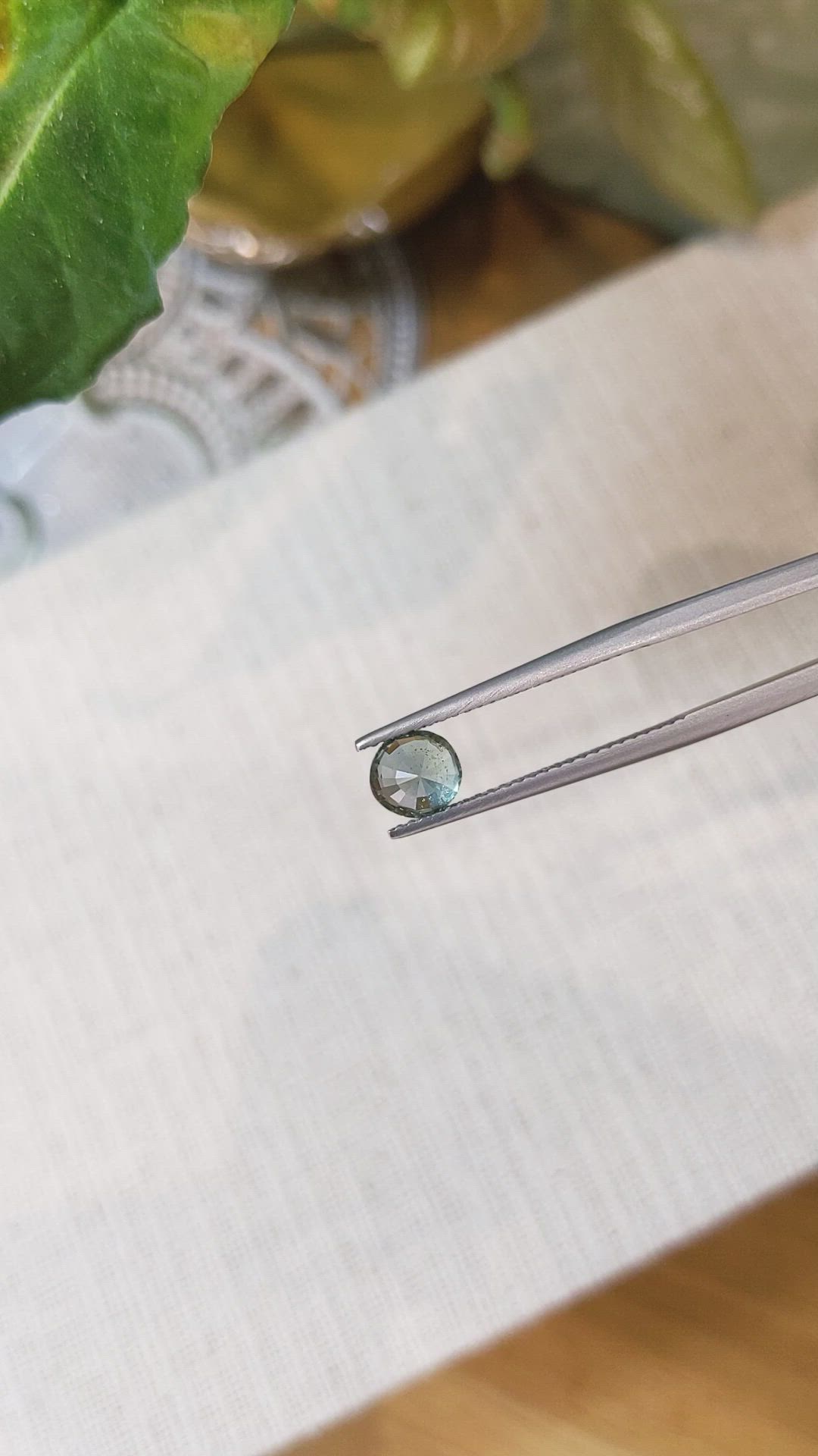 1.25 Ct. Green Sapphire from Ceylon (Sri Lanka) Size Video