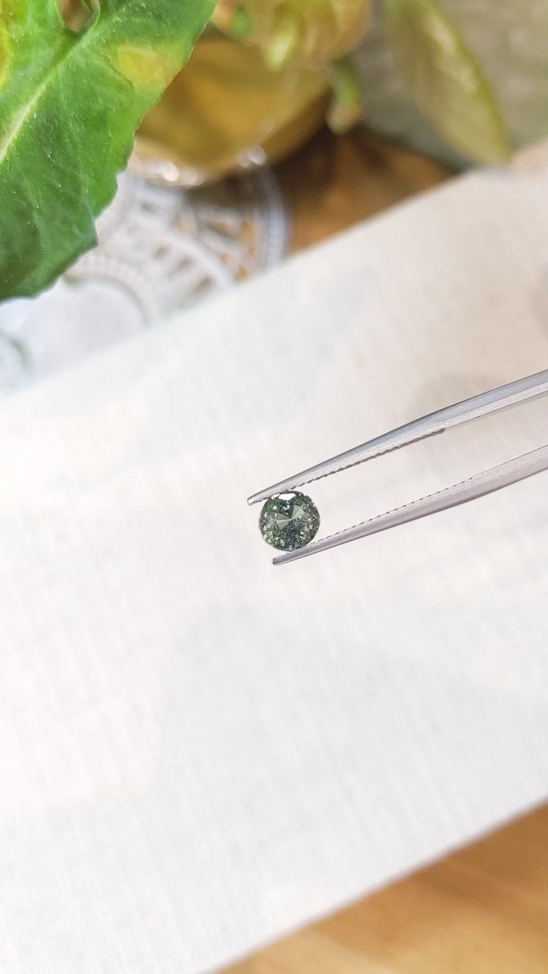 1.25 Ct. Green Sapphire from Ceylon (Sri Lanka) Size Video