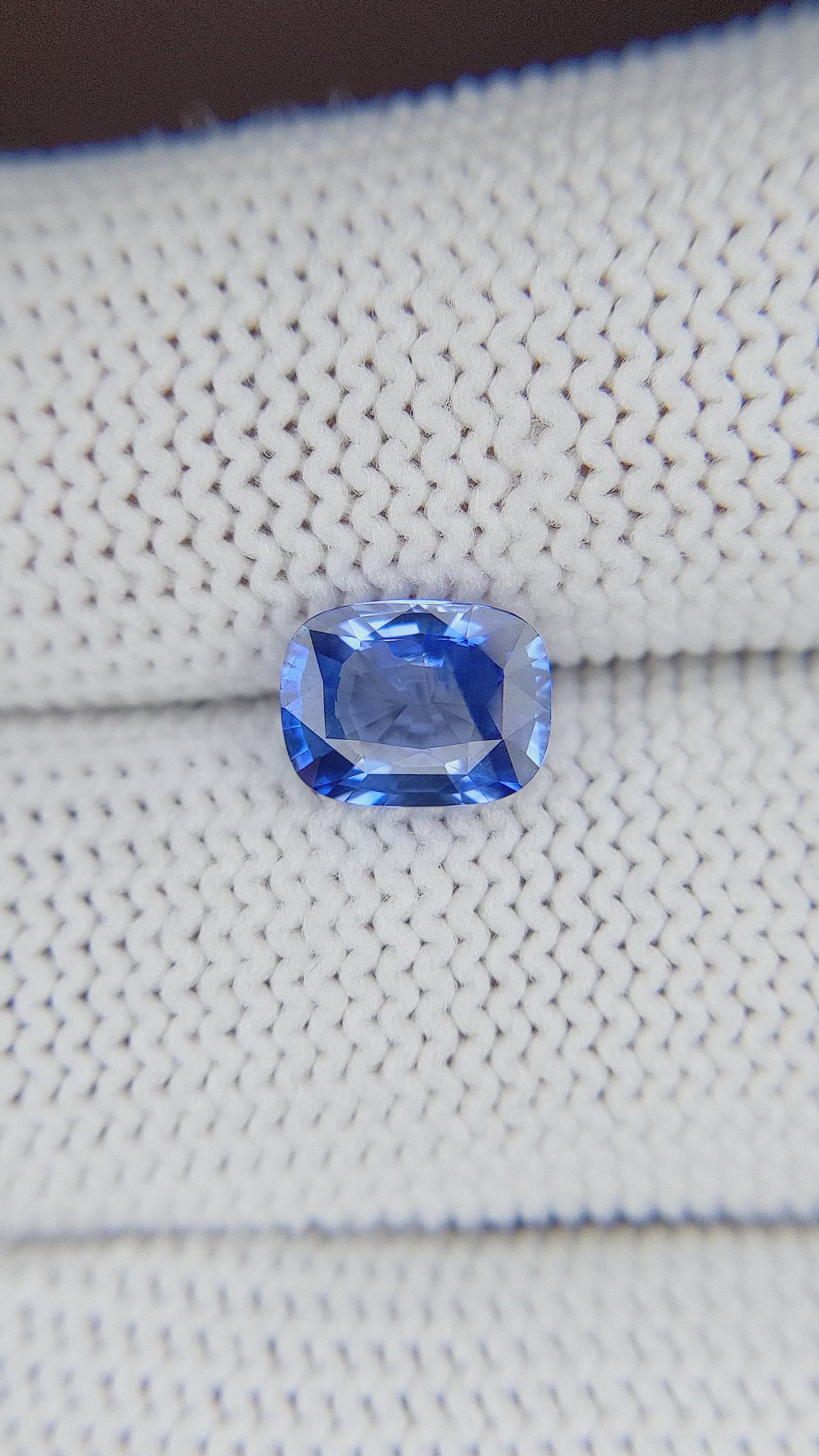 1.59 Ct. Blue Sapphire from Ceylon (Sri Lanka) Size Video