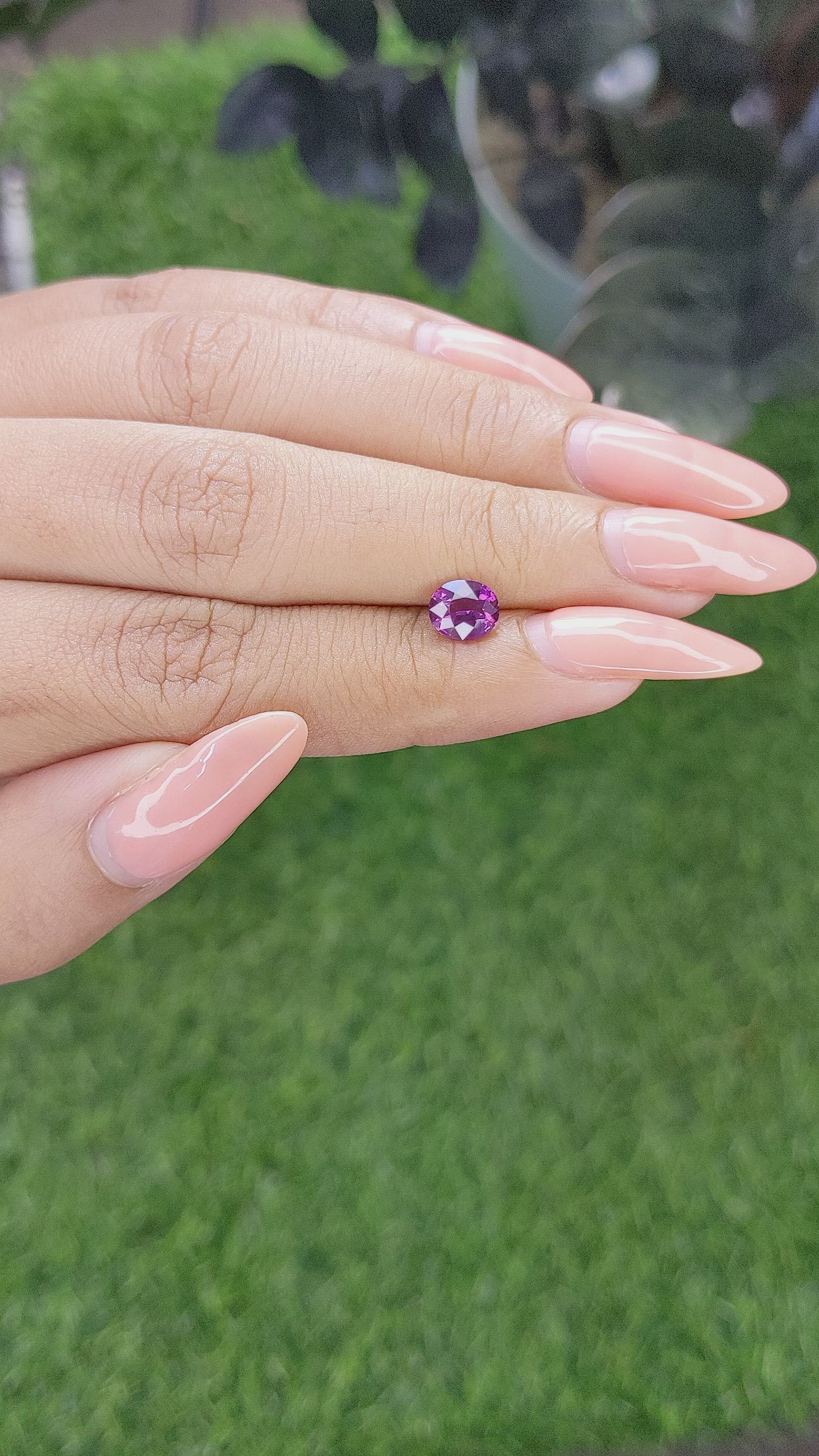 1.23 Ct. Purplish Pink Sapphire from Ceylon (Sri Lanka) Size Video