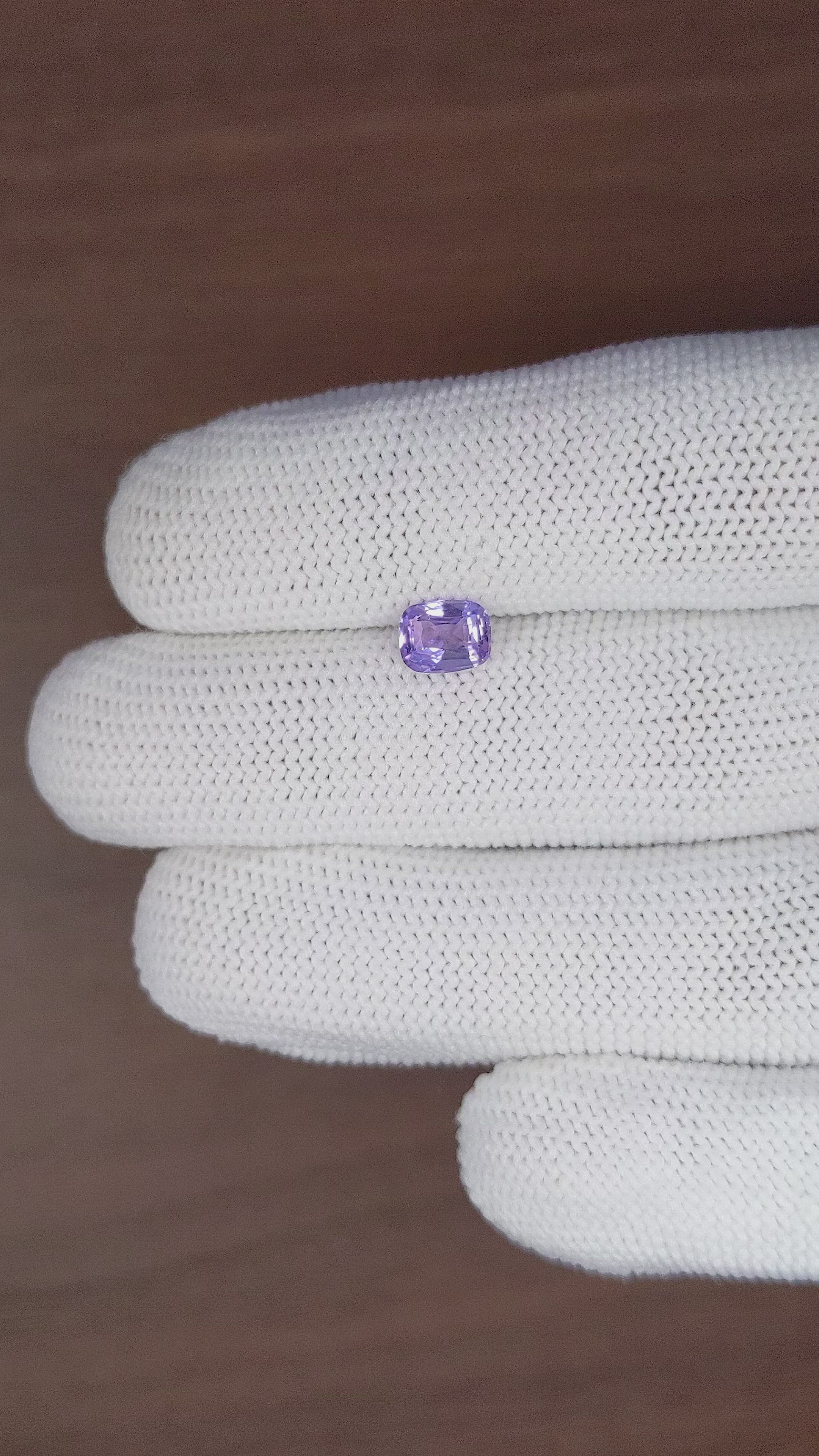 1.03 Ct. Bluish Purple Sapphire from Ceylon (Sri Lanka) Size Video