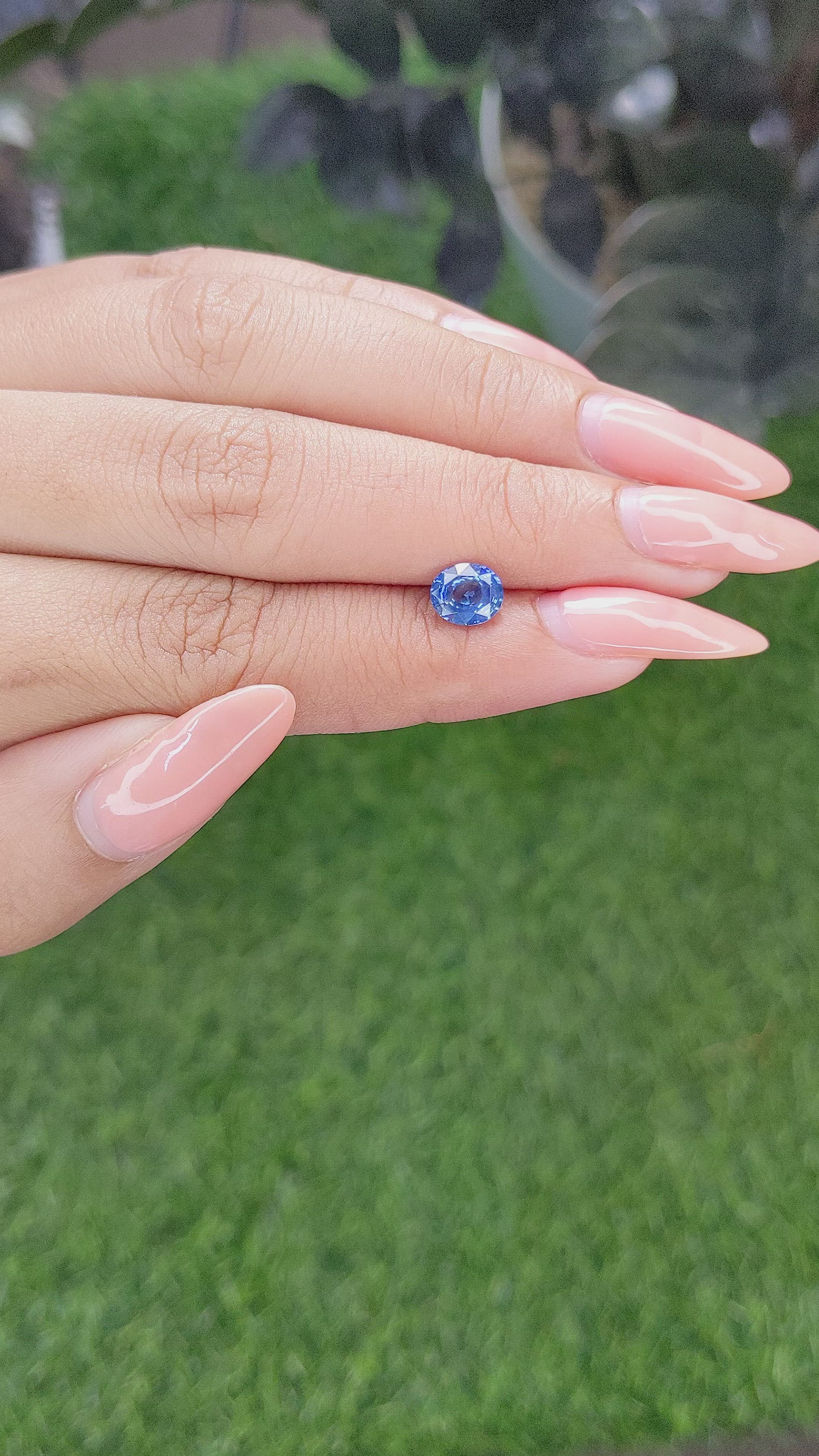 1.15 Ct. Blue Sapphire from Ceylon (Sri Lanka) Size Video