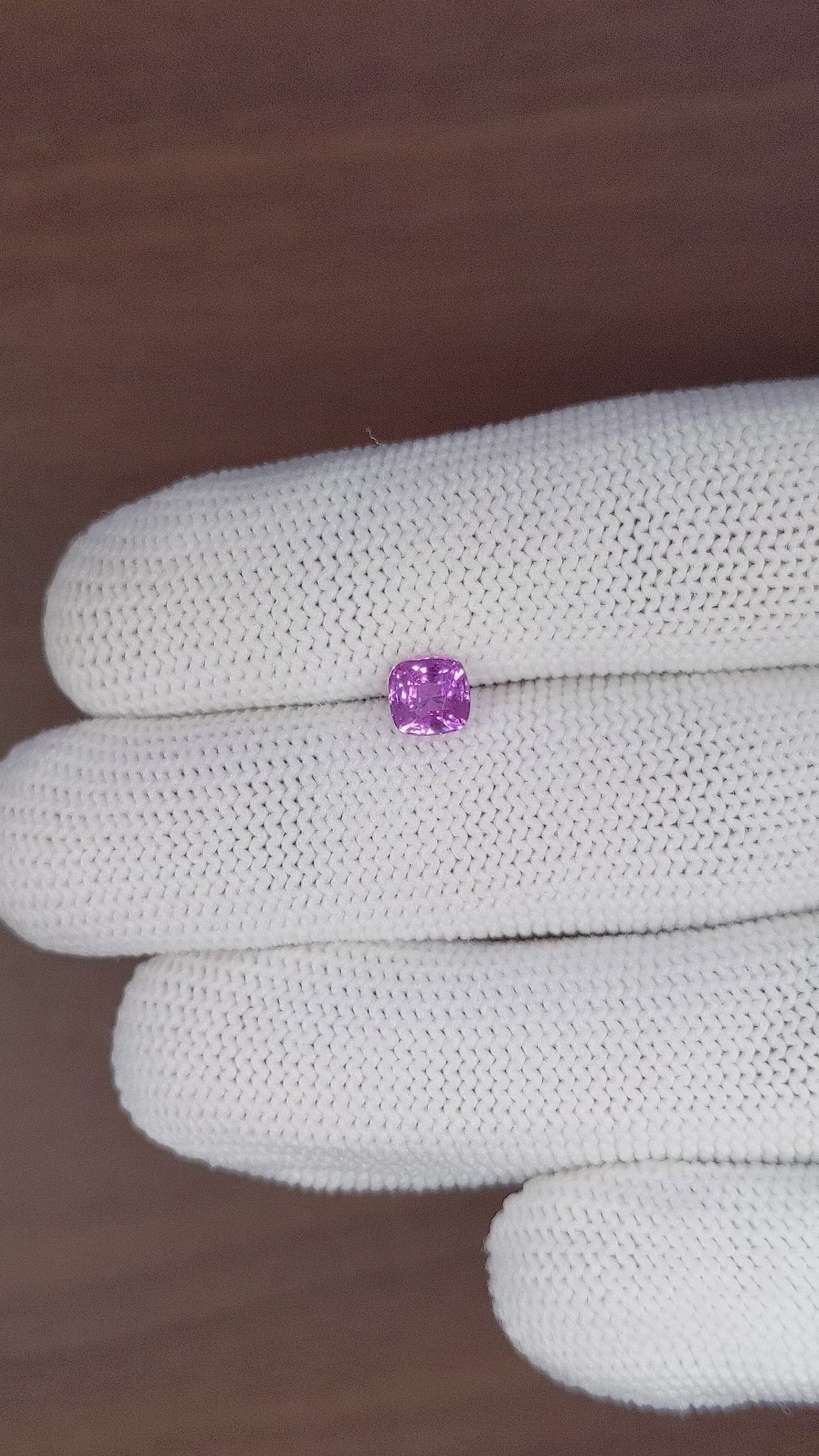 0.96 Ct. Pinkish Purple Sapphire from Ceylon (Sri Lanka) Size Video