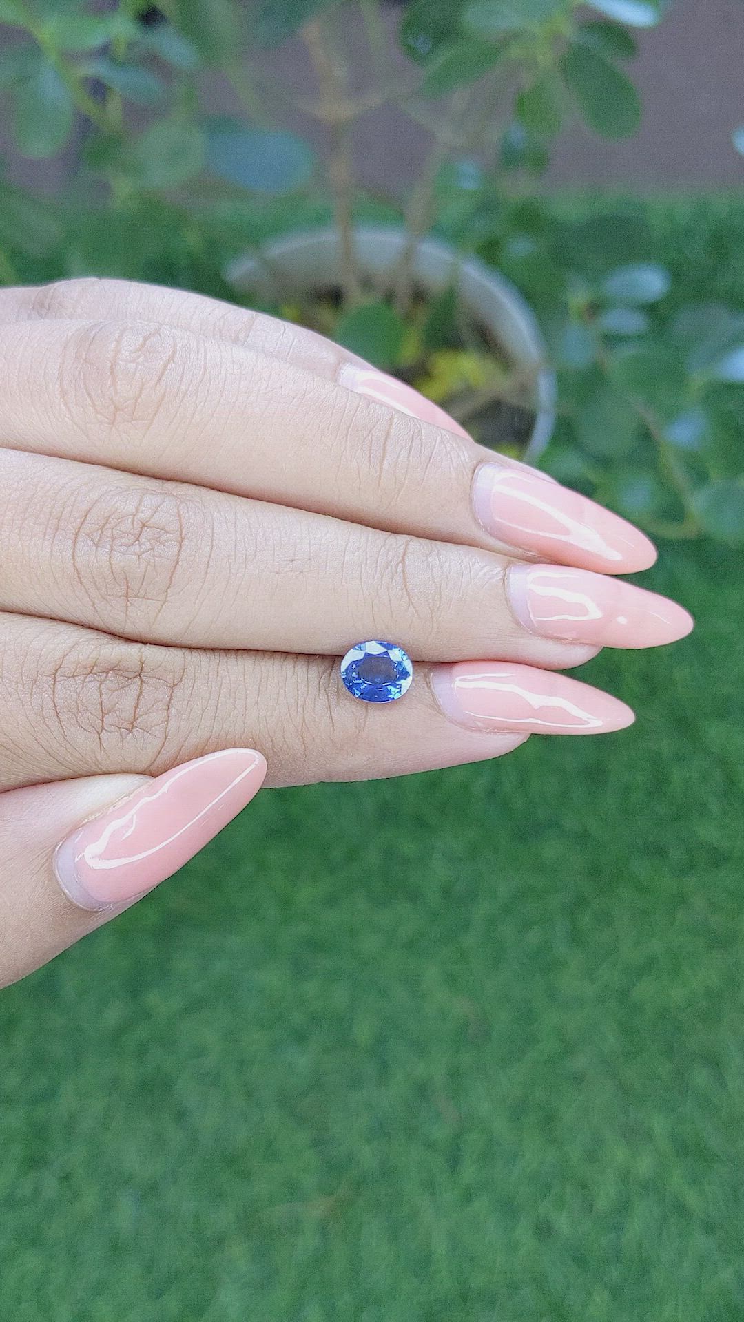 1.15 Ct. Blue Sapphire from Ceylon (Sri Lanka) Size Video