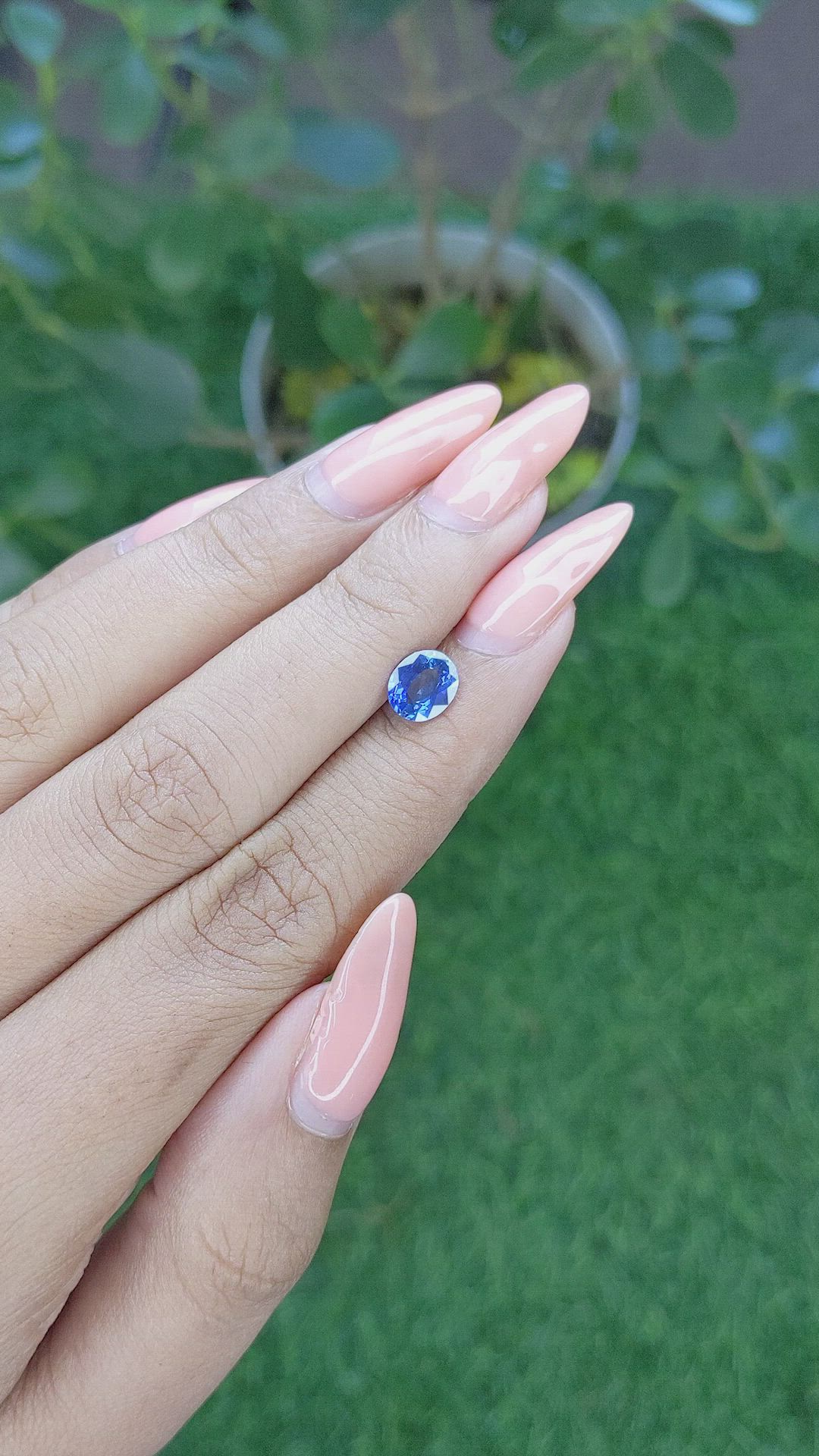 1.15 Ct. Blue Sapphire from Ceylon (Sri Lanka) Size Video