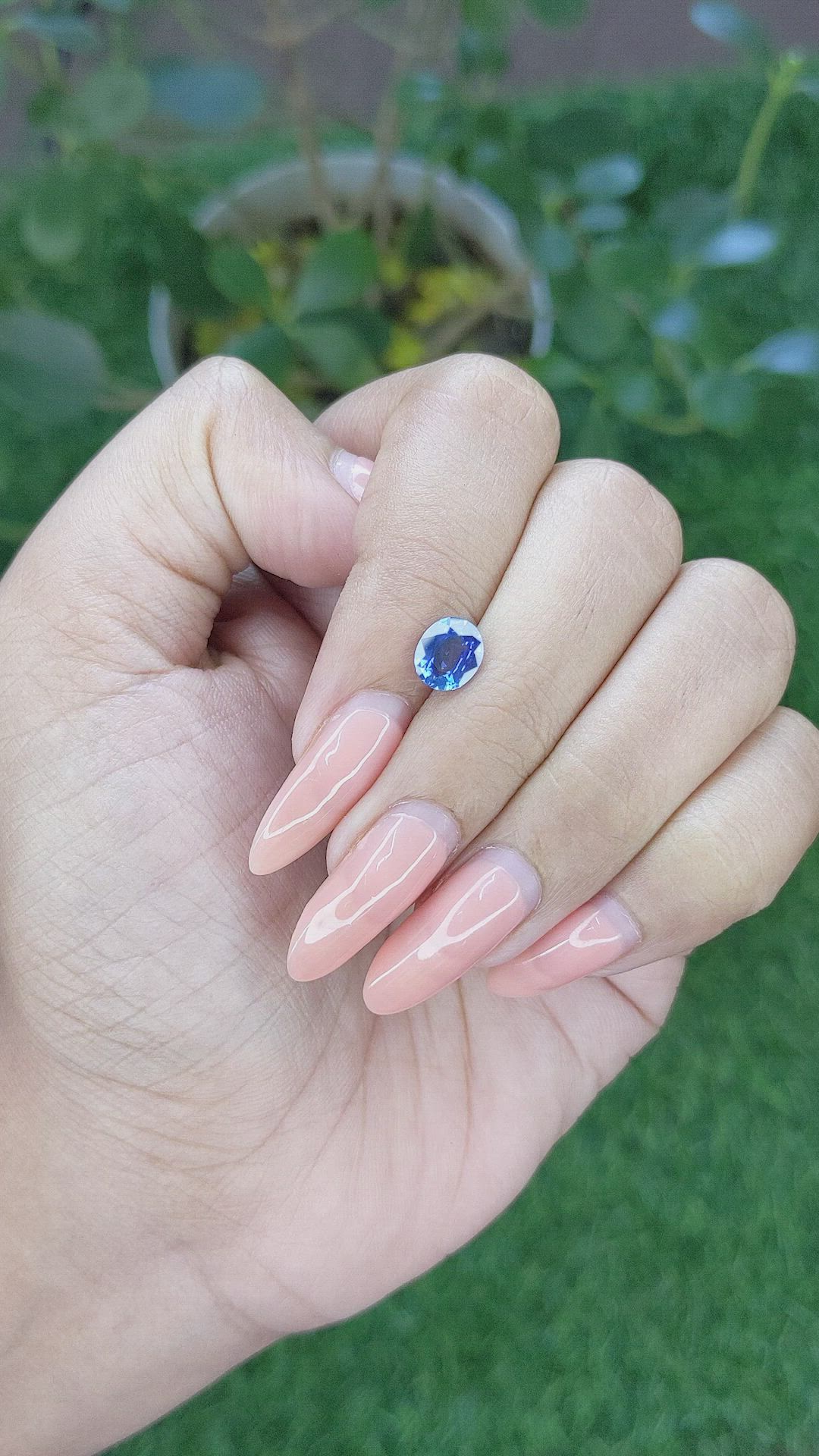 1.15 Ct. Blue Sapphire from Ceylon (Sri Lanka) Size Video