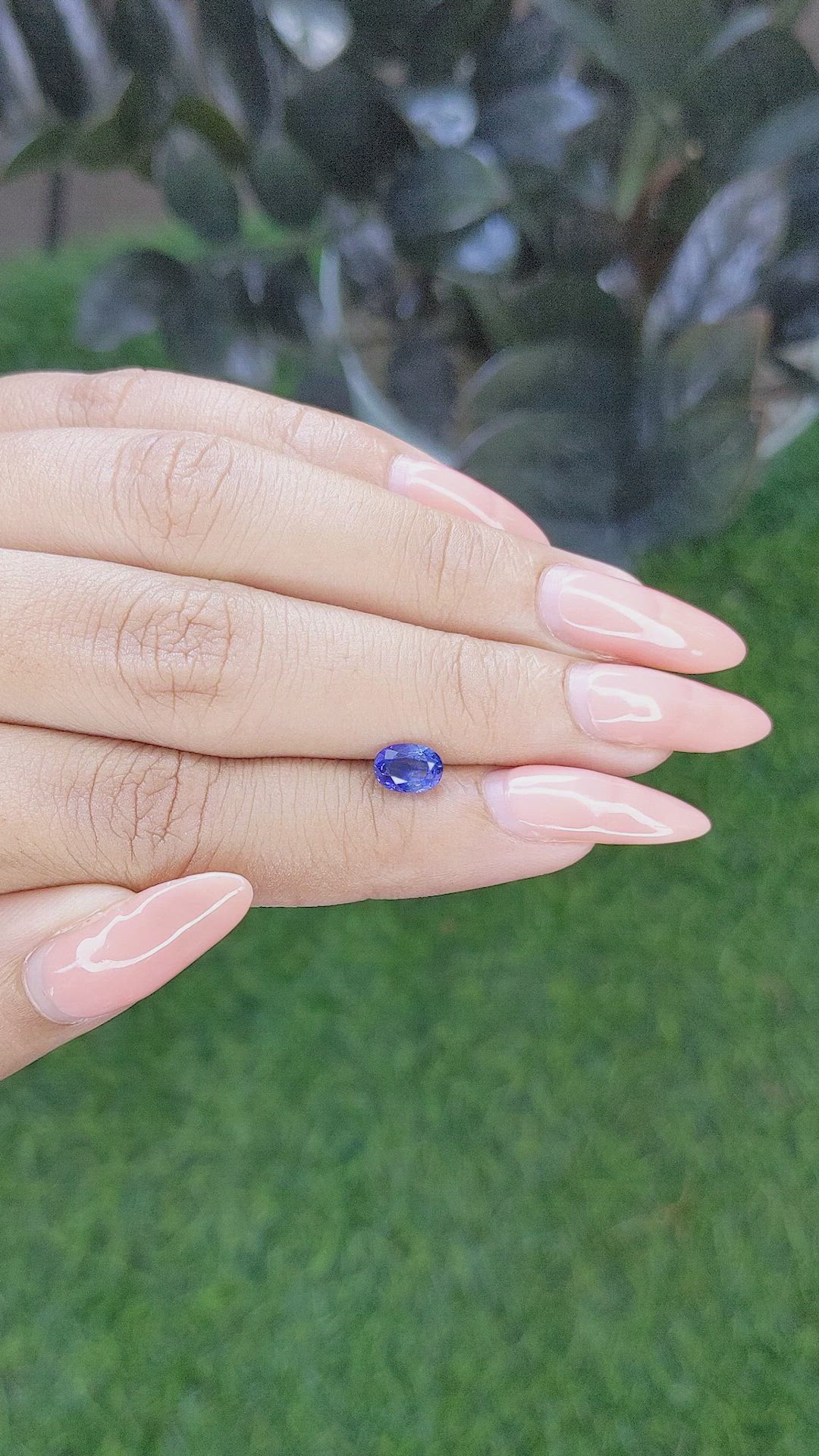 0.98 Ct. Blue Sapphire from Ceylon (Sri Lanka) Size Video