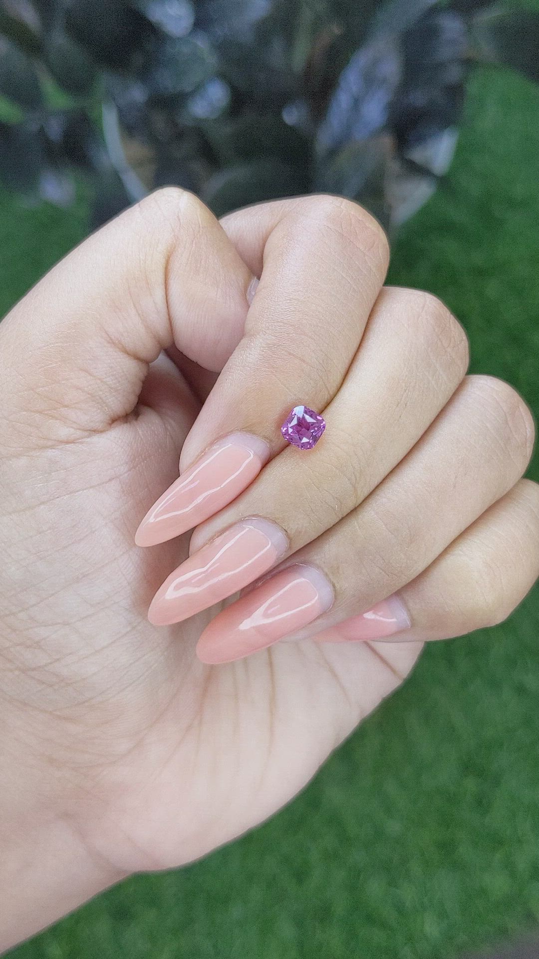 1.00 Ct. Pink Sapphire from Ceylon (Sri Lanka) Size Video
