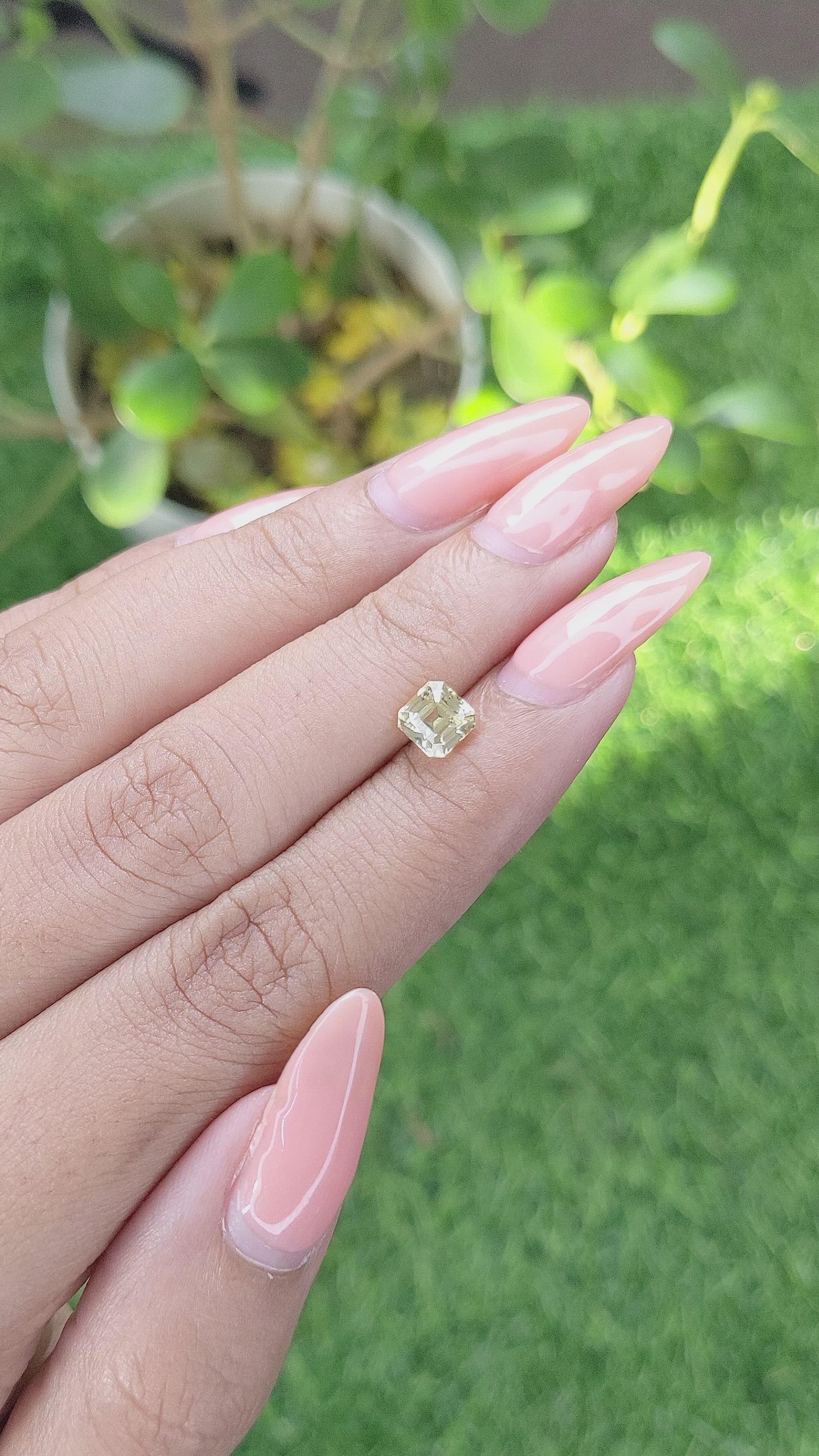 1.22 Ct. Yellow Sapphire from Ceylon (Sri Lanka) Size Video