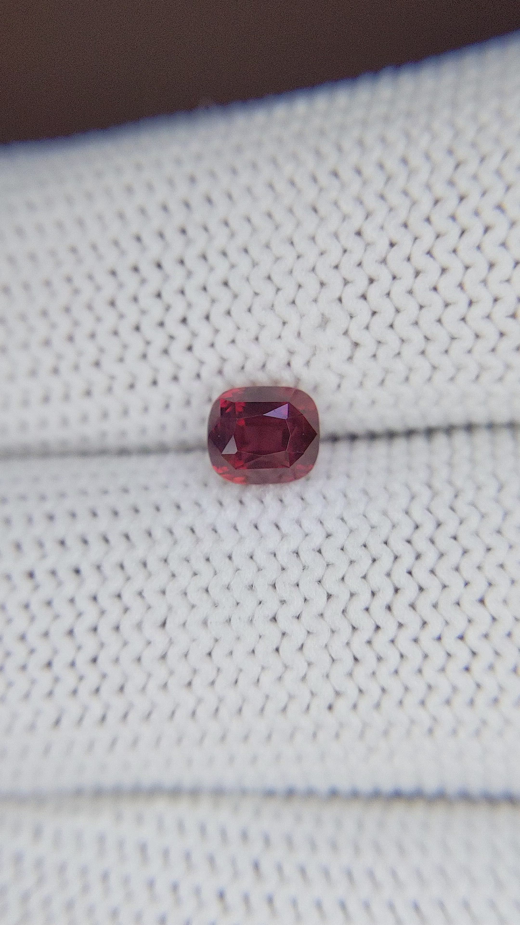1.07 Ct. Reddish Pink Sapphire from Ceylon (Sri Lanka) Size Video