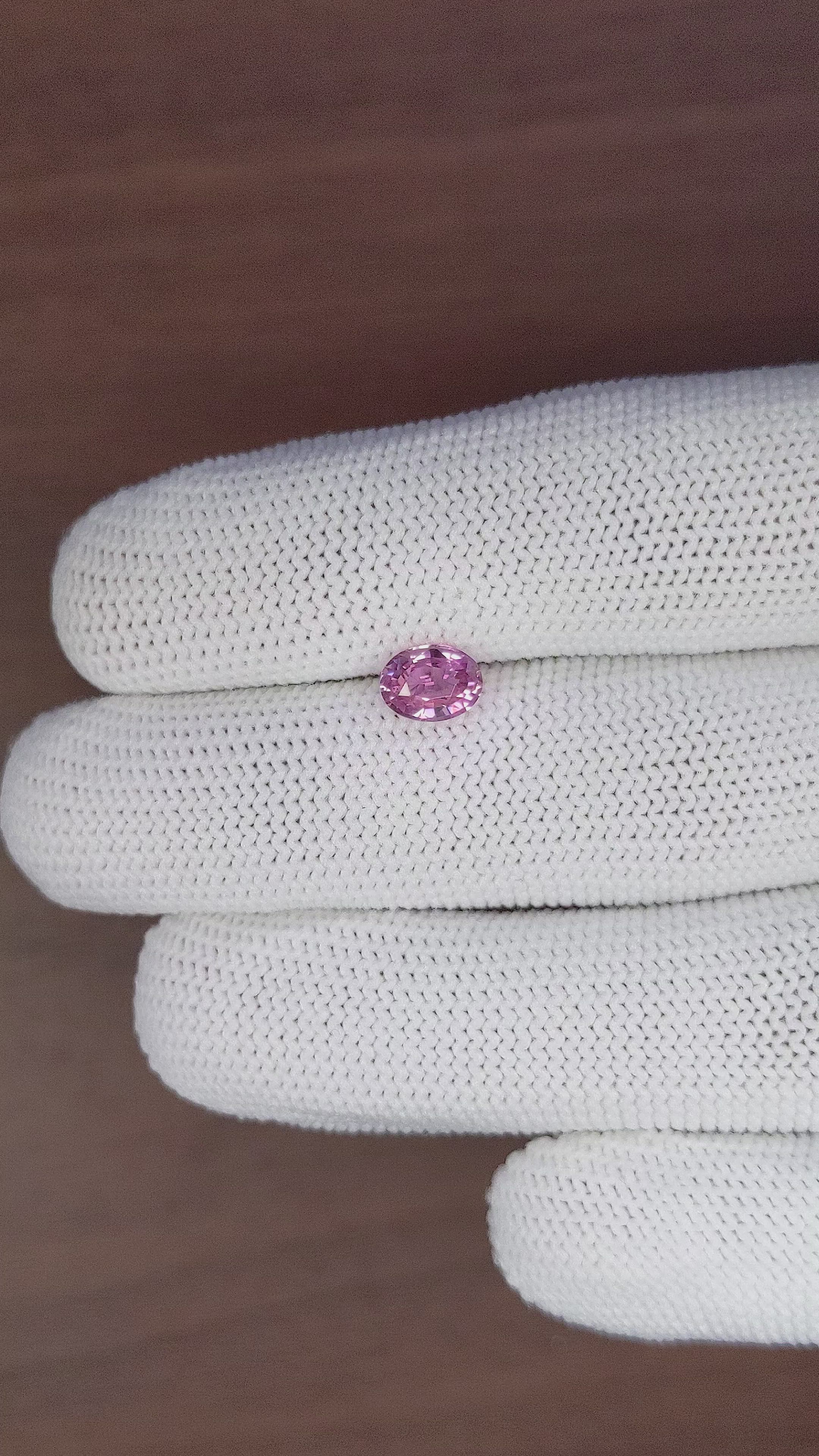 1.15 Ct. Pink Sapphire from Ceylon (Sri Lanka) Size Video